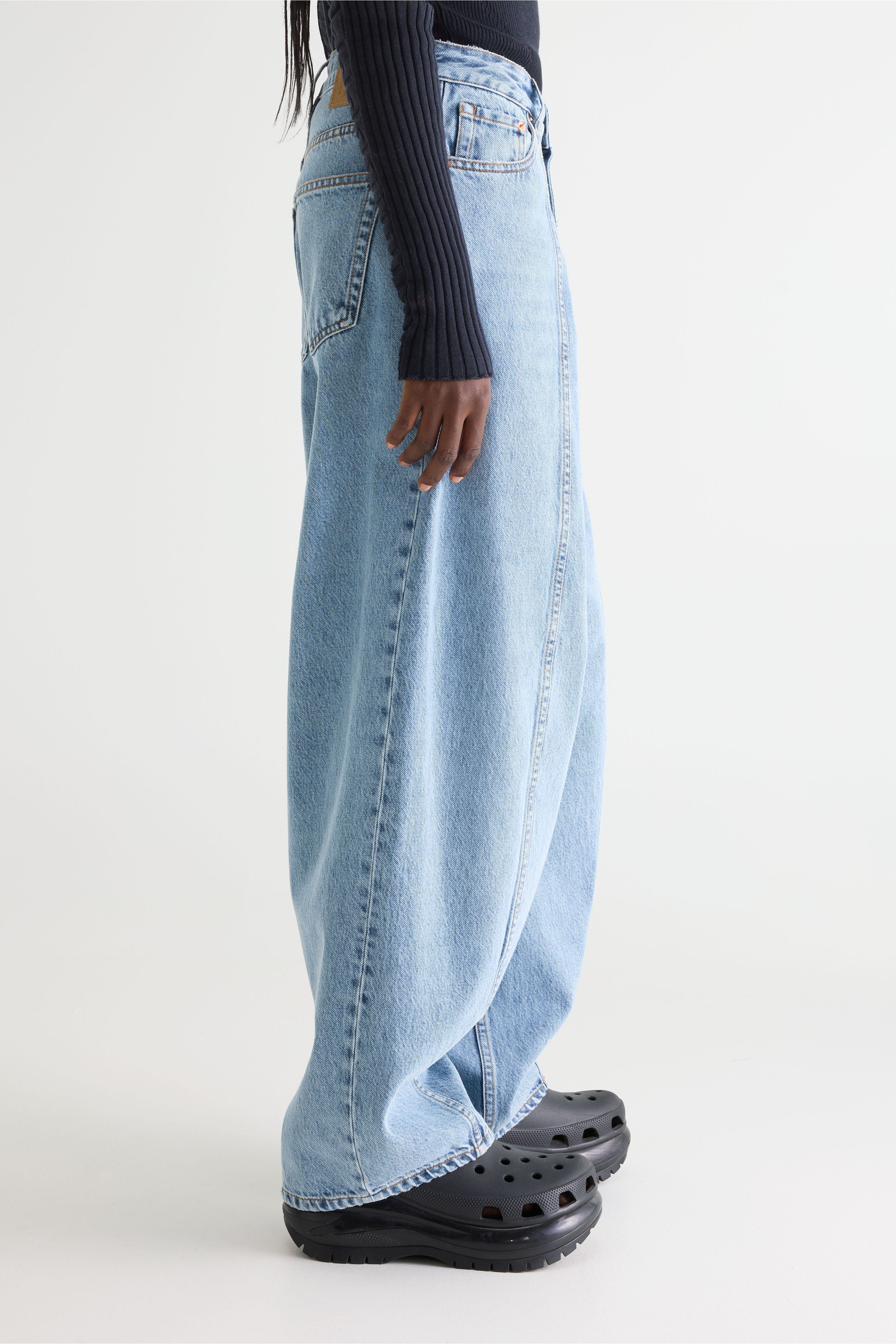 Denim N. 83 balloon jeans (261 / W / USED LT BLUE)