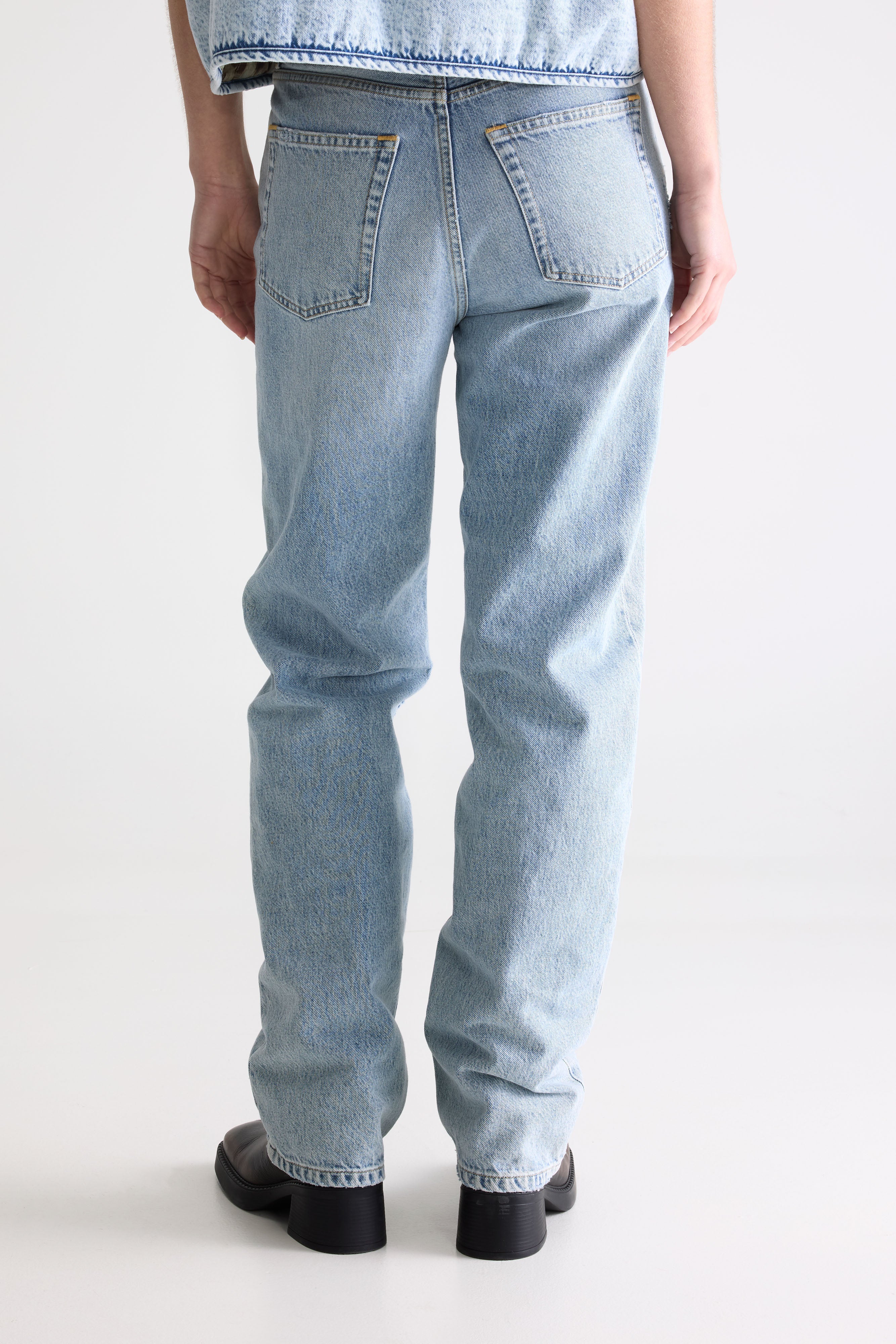 Denim N. 35 straight jeans (261 / W / LT BLUE BLEACH)