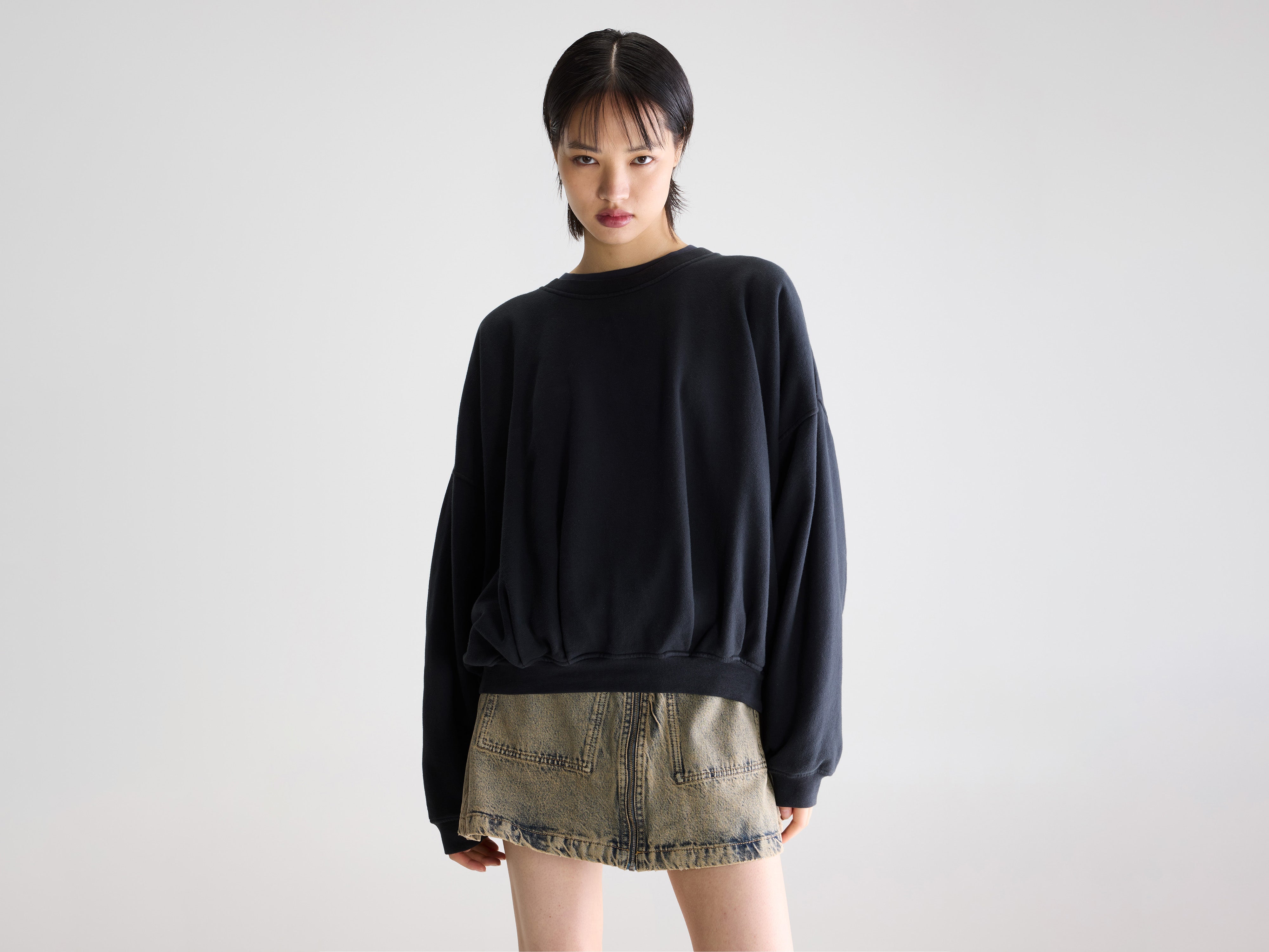 Finko short sweatshirt (261 / W / NAVY)