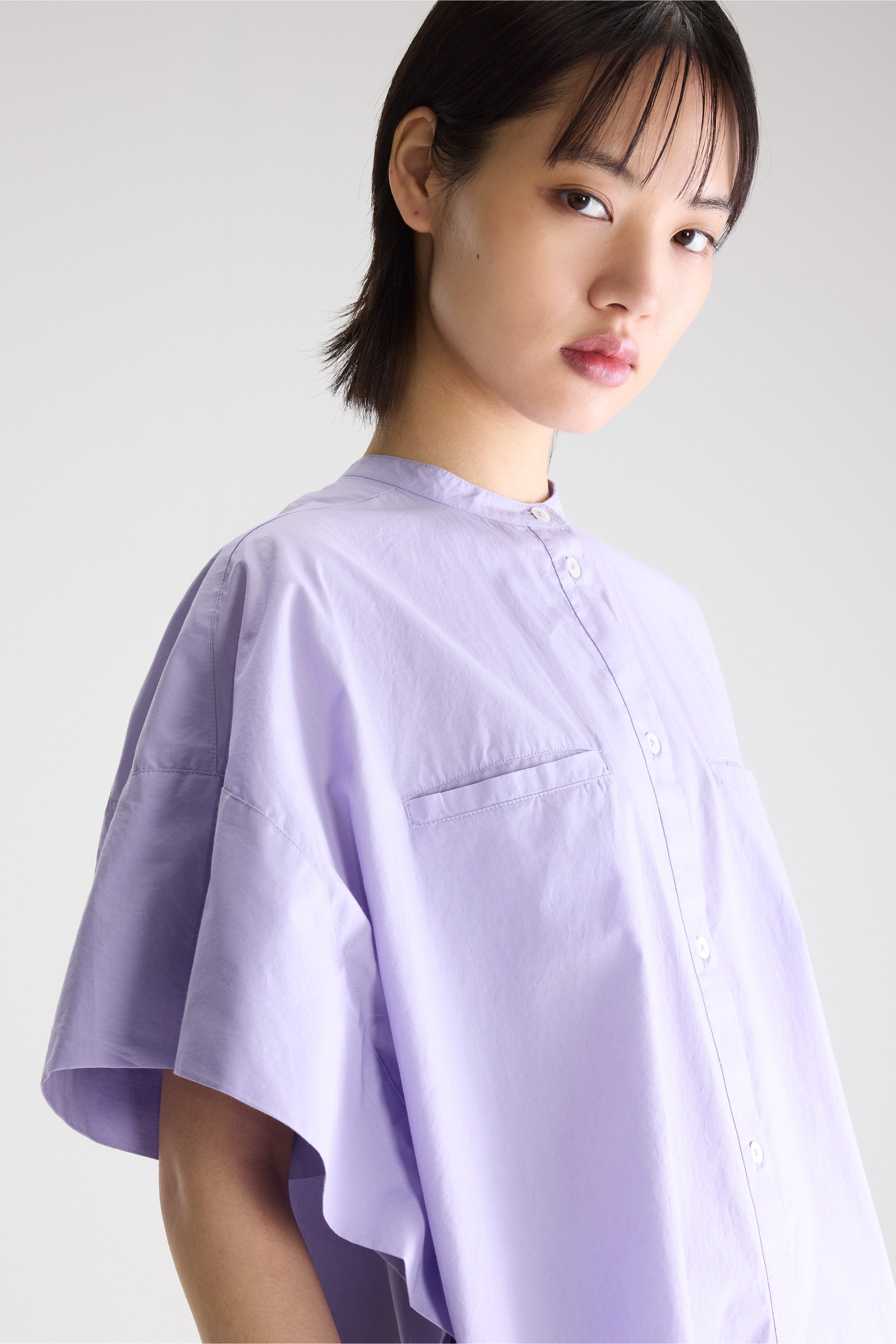 Cloe sleeveless shirt (261 / W / IRIS)