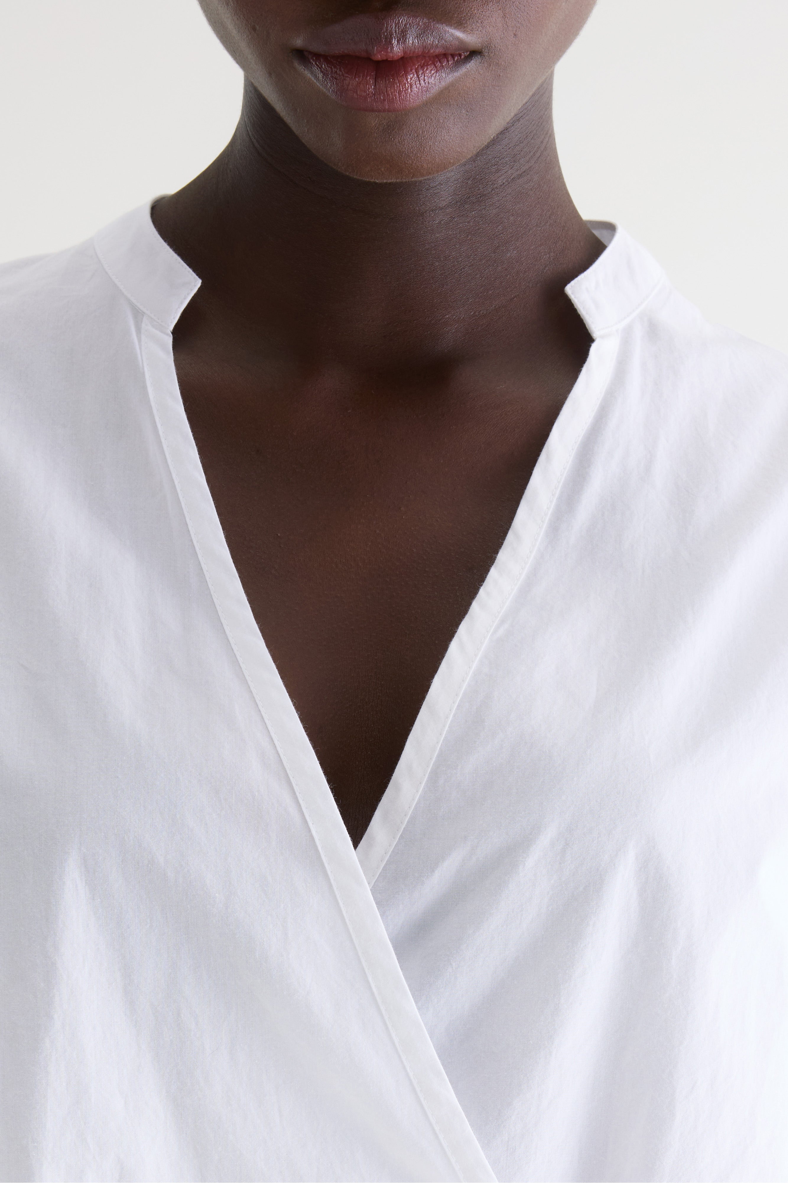 Collin wrap-front blouse (261 / W / WHITE)