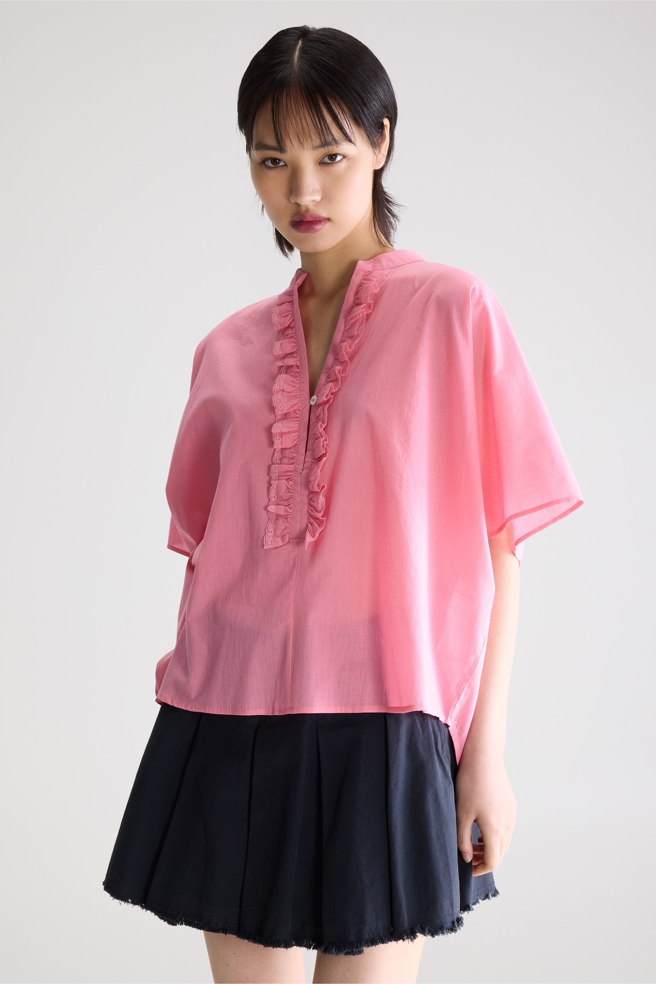Dahlia ruffled blouse (261 / W / GERANIUM)