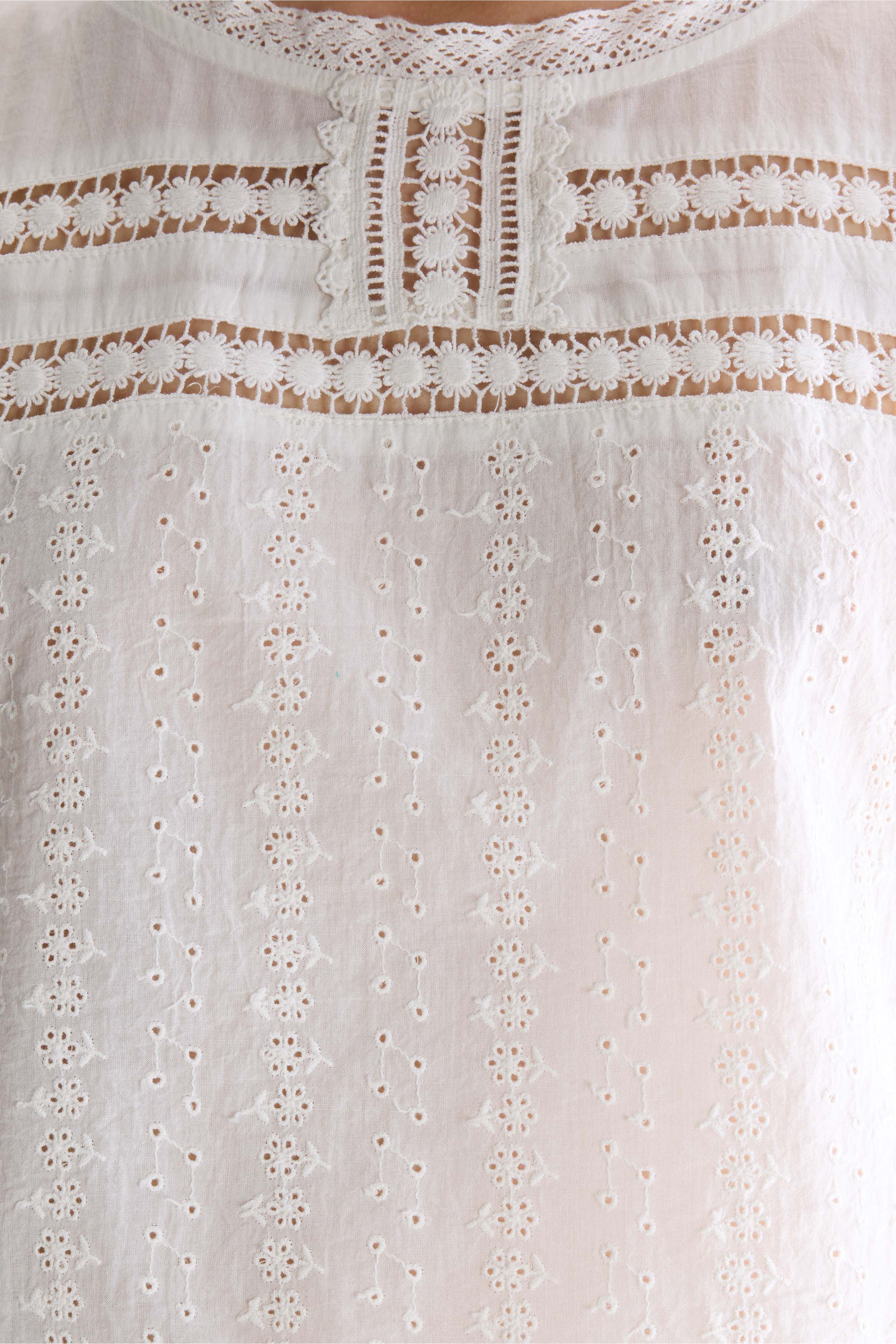 Blouse brodée Donna (261 / W / WHITE)