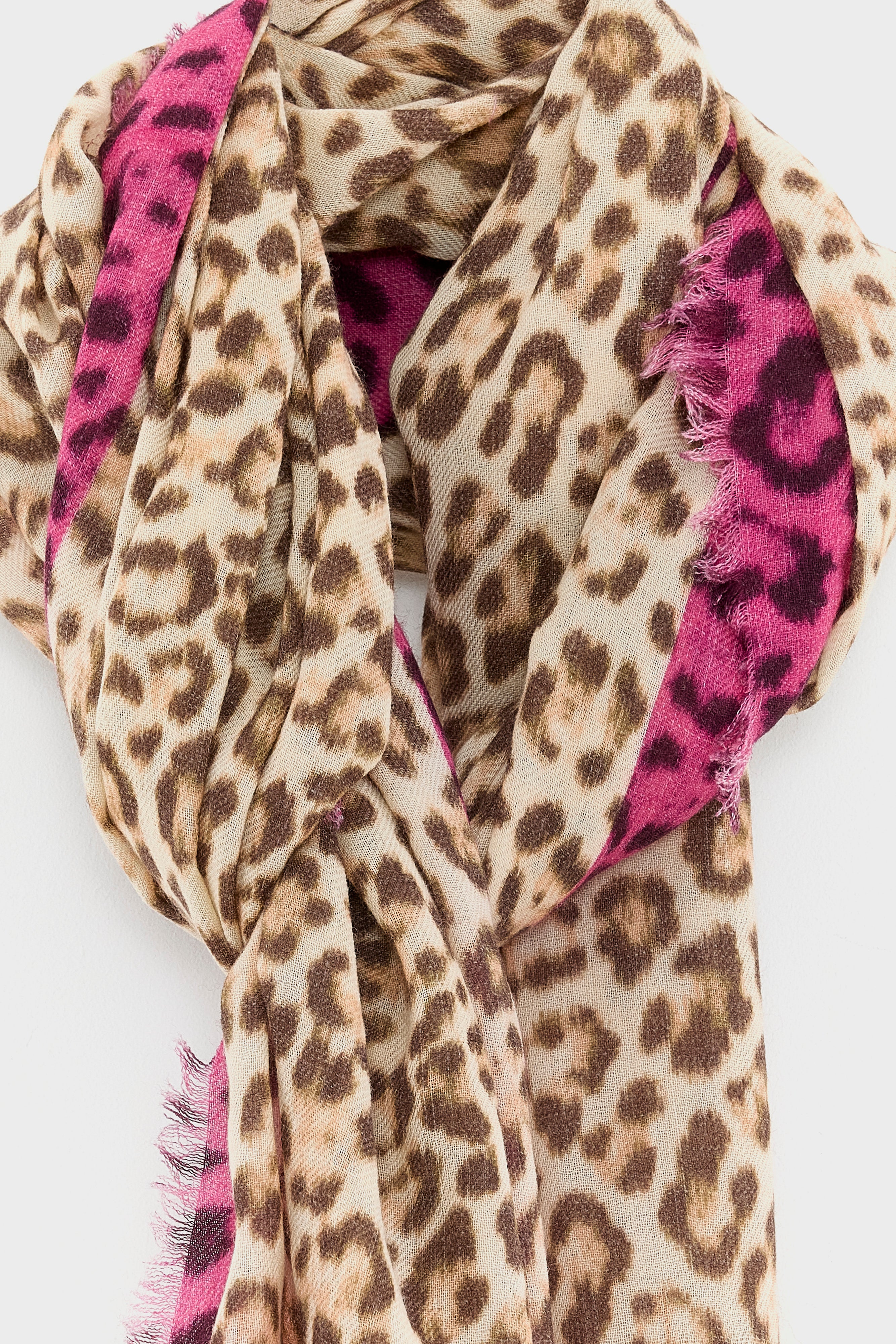 Sowo leopard-print scarf (261 / W / DISPLAY A)