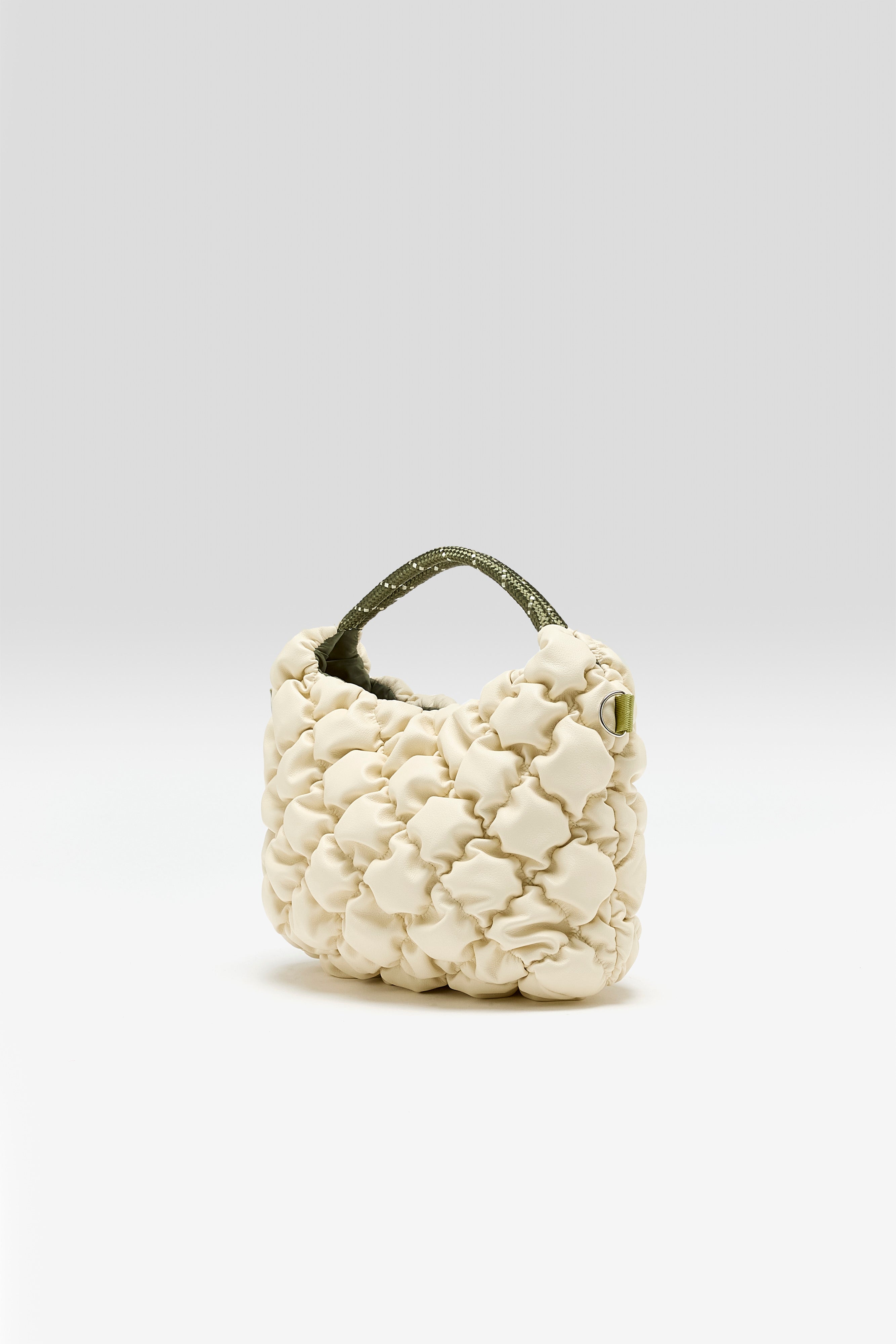Helcro padded shoulder bag (261 / W / CREAM)