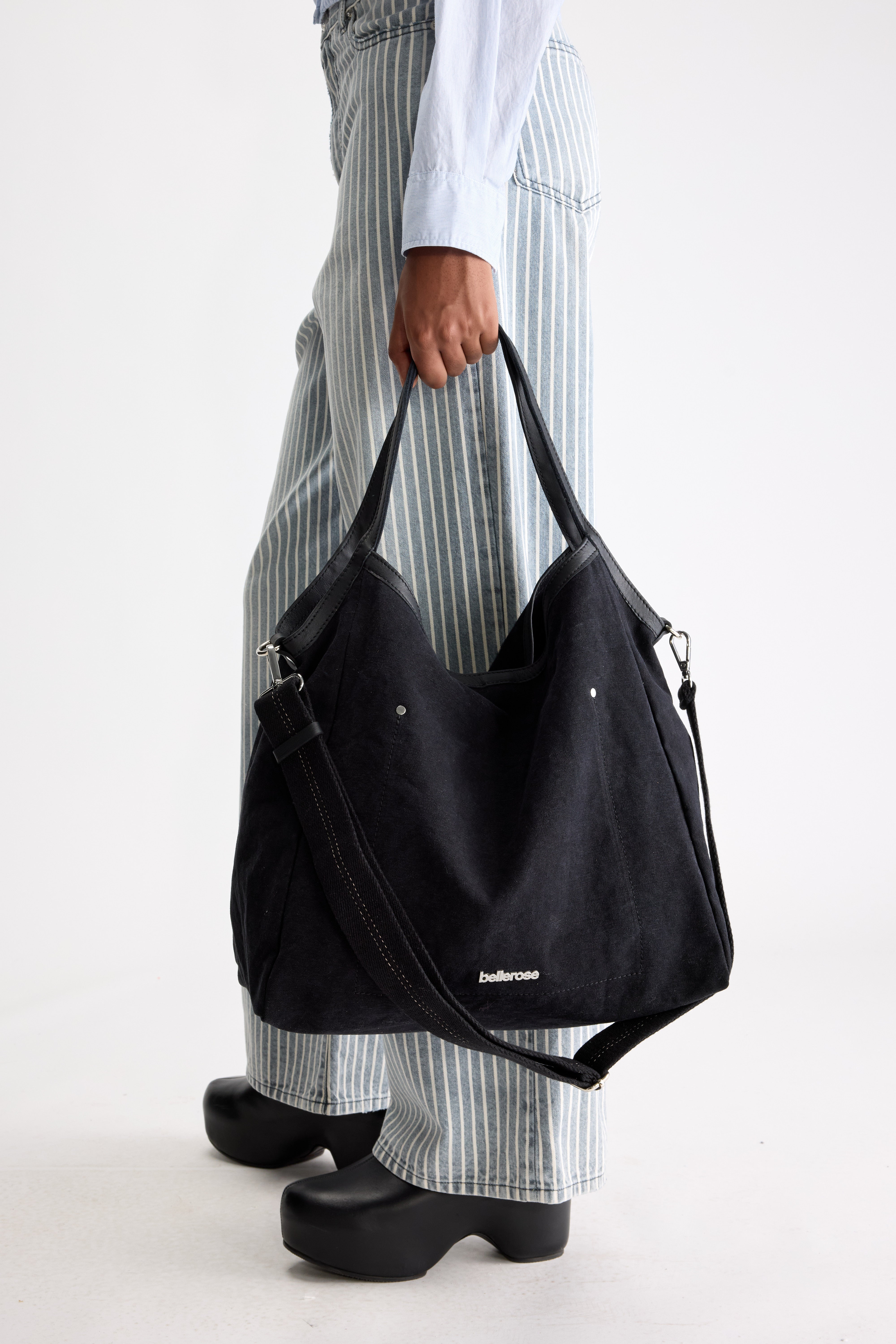 Singa canvas handtas (261 / W / BLACK)