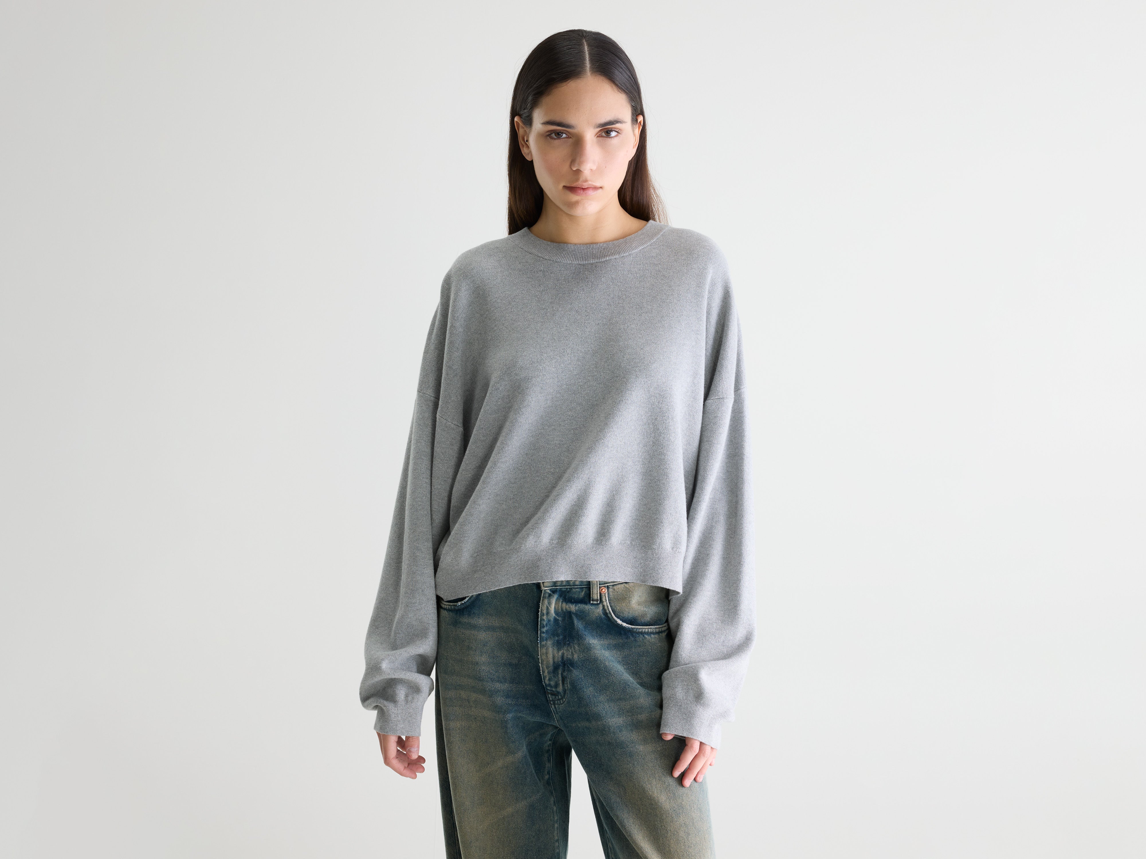 Angum relaxed sweater (261 / W / H. GREY)