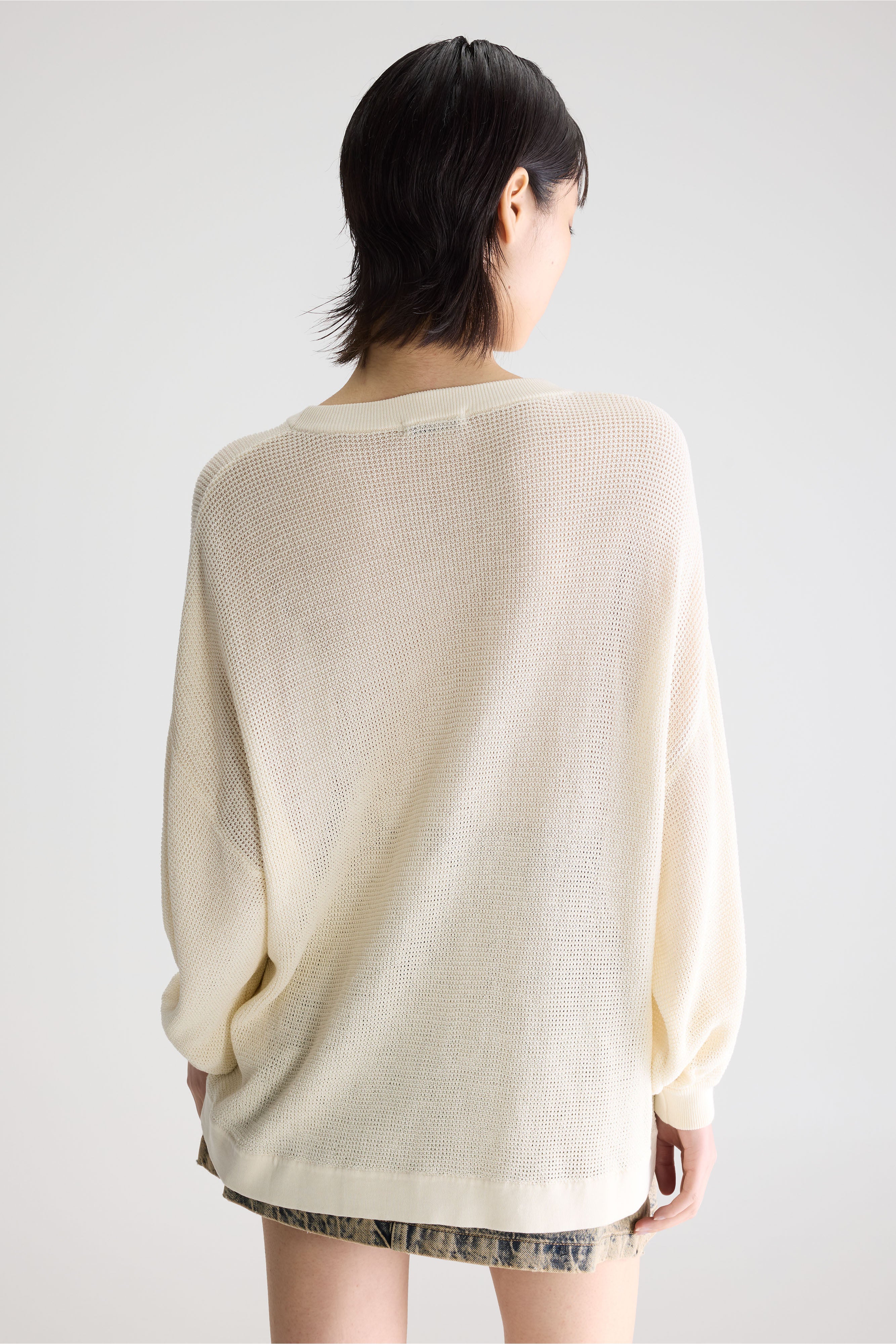 Alie sheer knit sweater (261 / W / WHISPER)