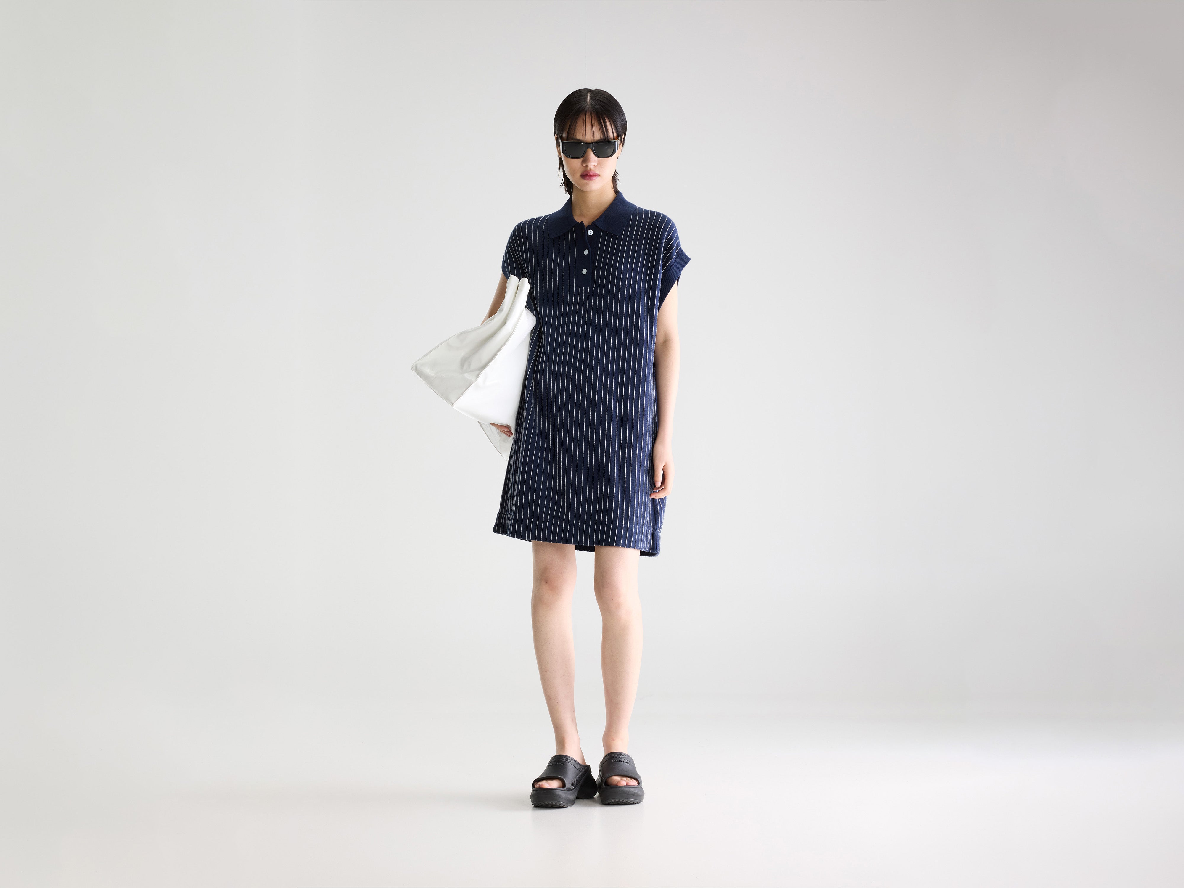 Gemro sleeveless knitted dress (261 / W / PARKER)