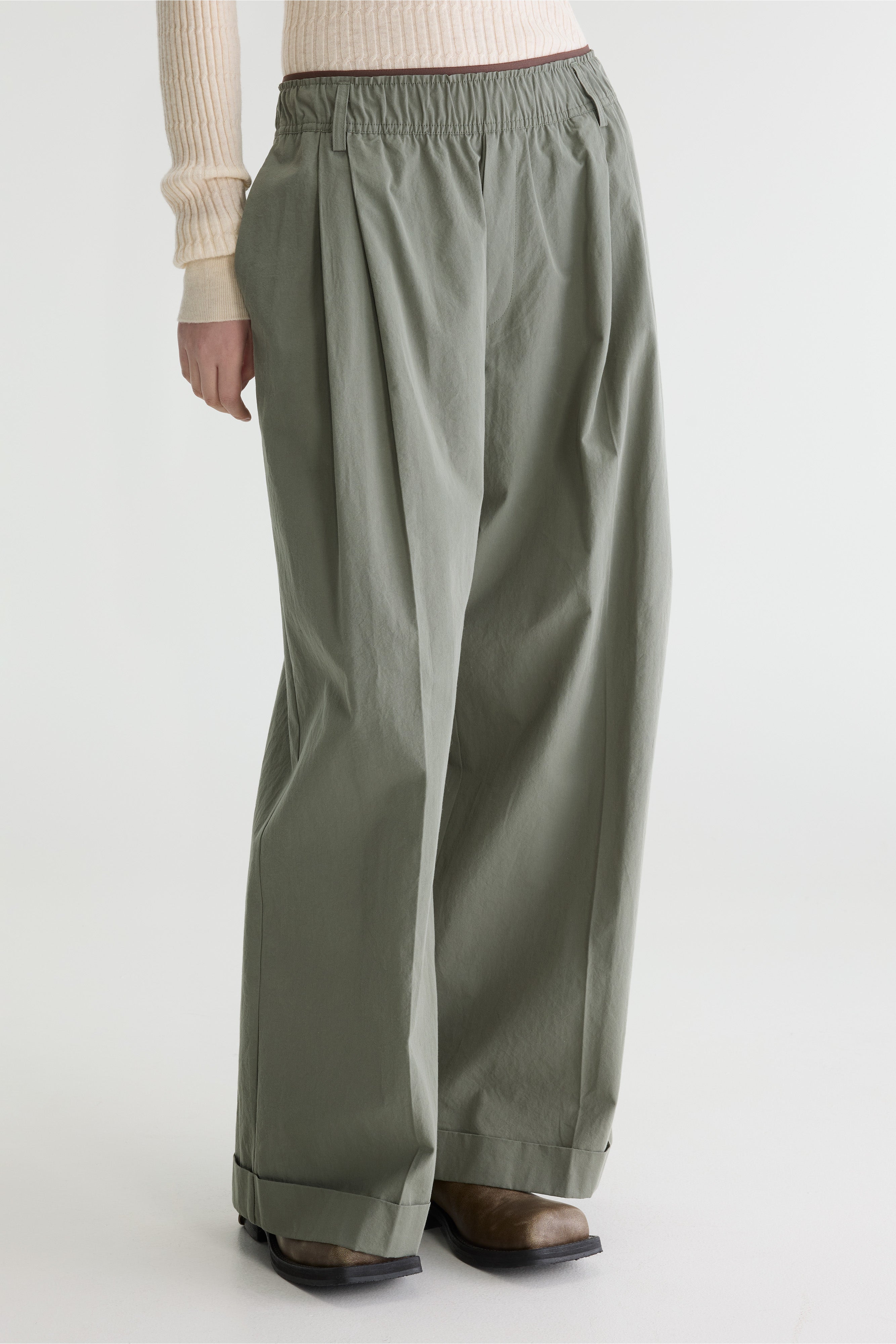 Jasha wide trousers (262 / W / OXYD GREY)