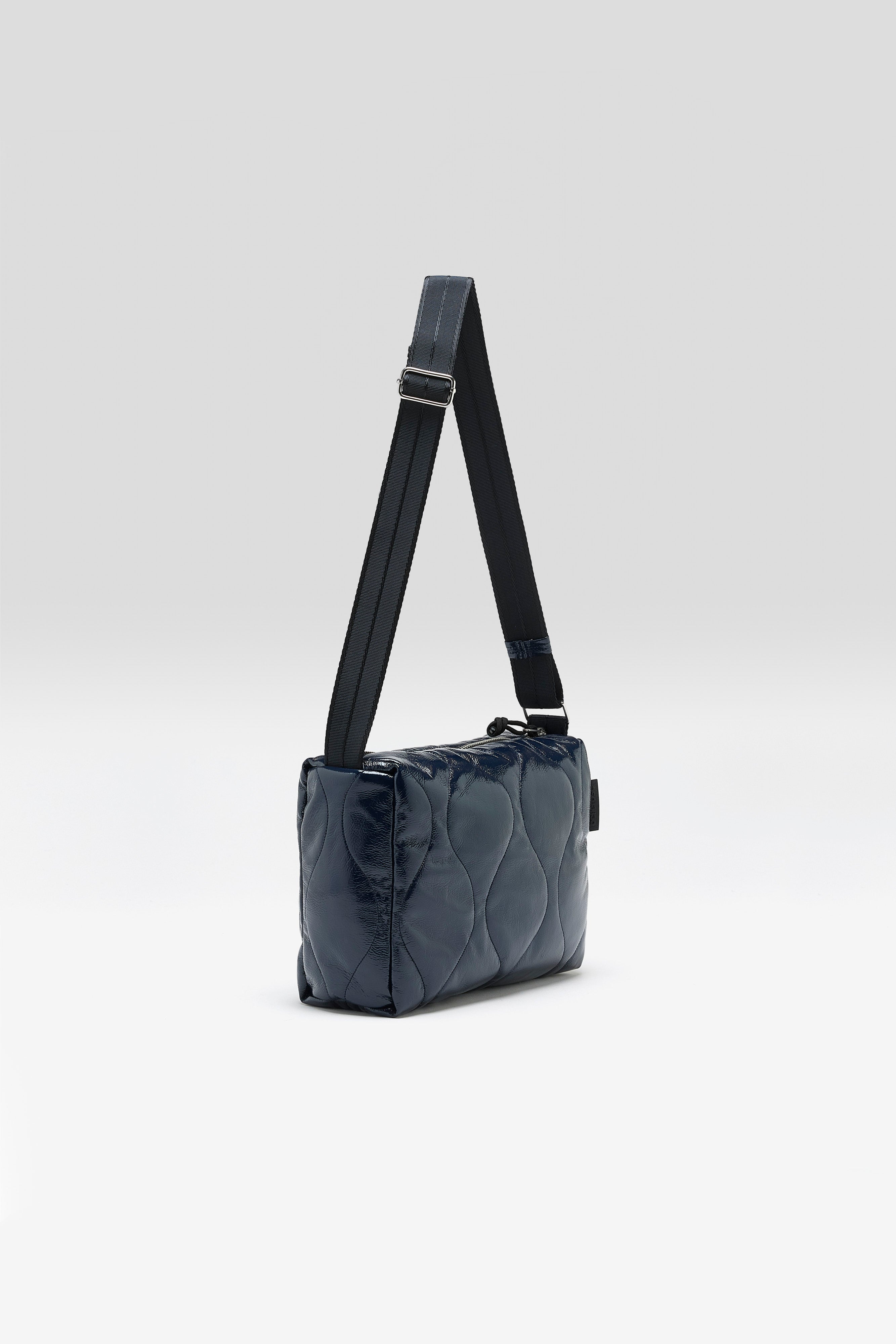 Hobbes crossbody bag (262 / W / CAPTAIN)