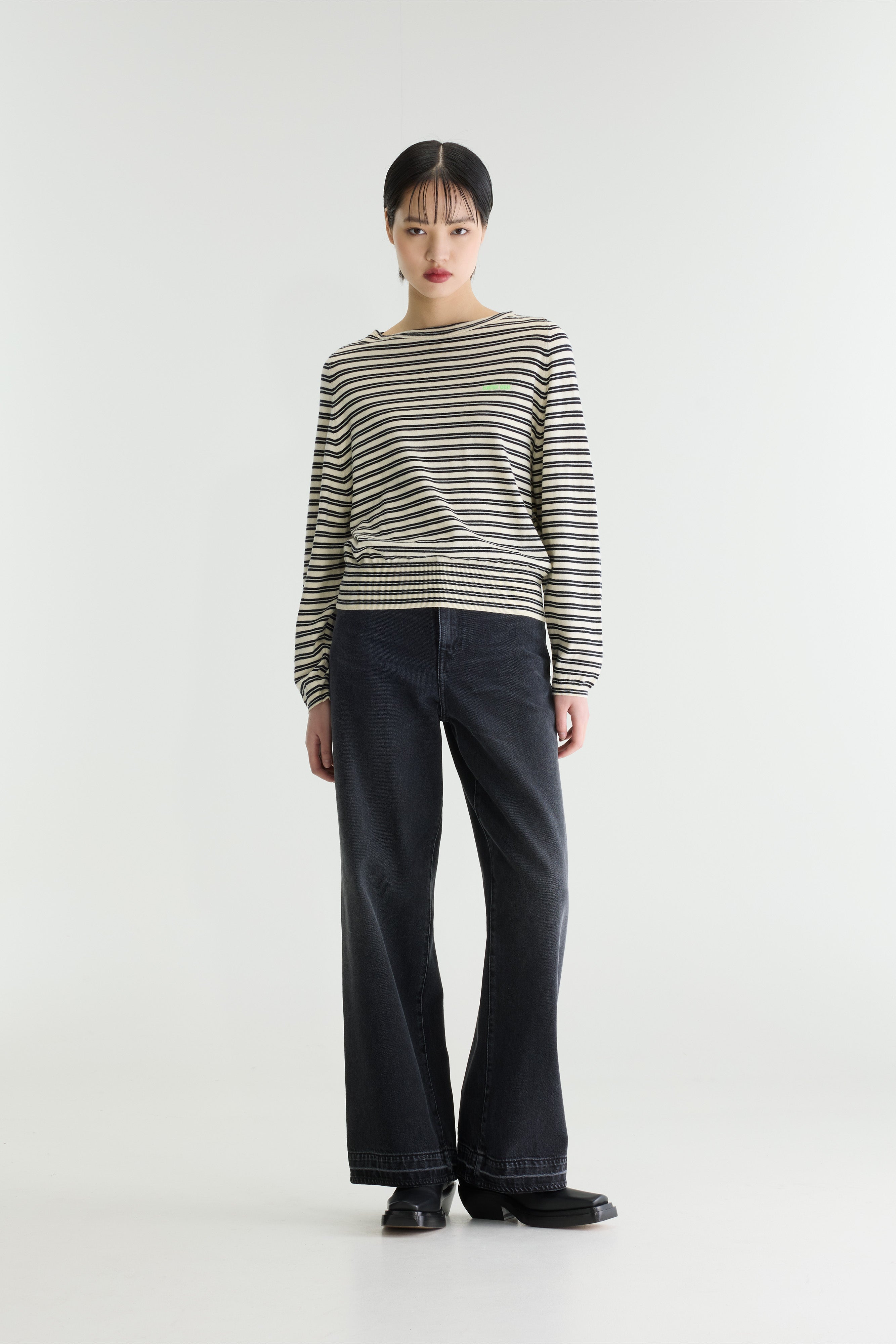Gerhi relaxed sweater (262 / W / STRIPE A)