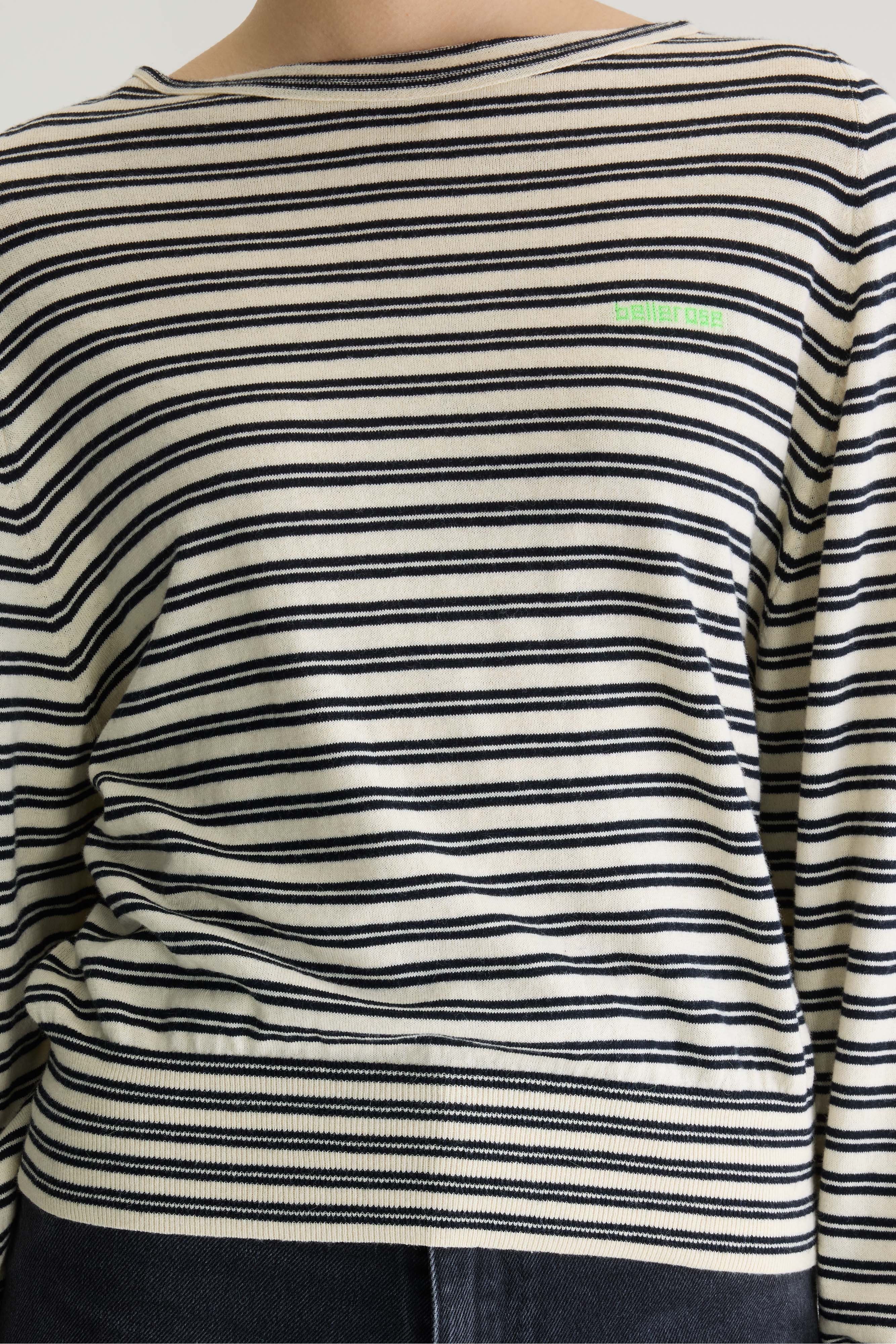 Gerhi relaxed sweater (262 / W / STRIPE A)