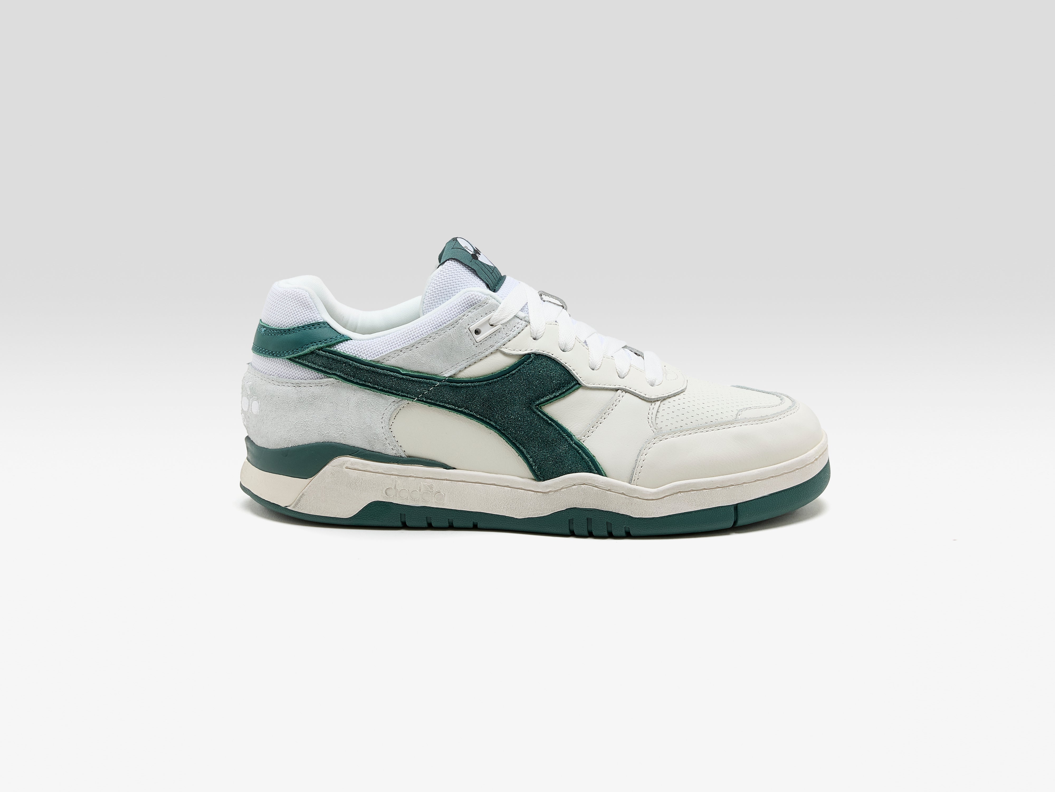 B.560 Used for Men (251 / M / GREEN)