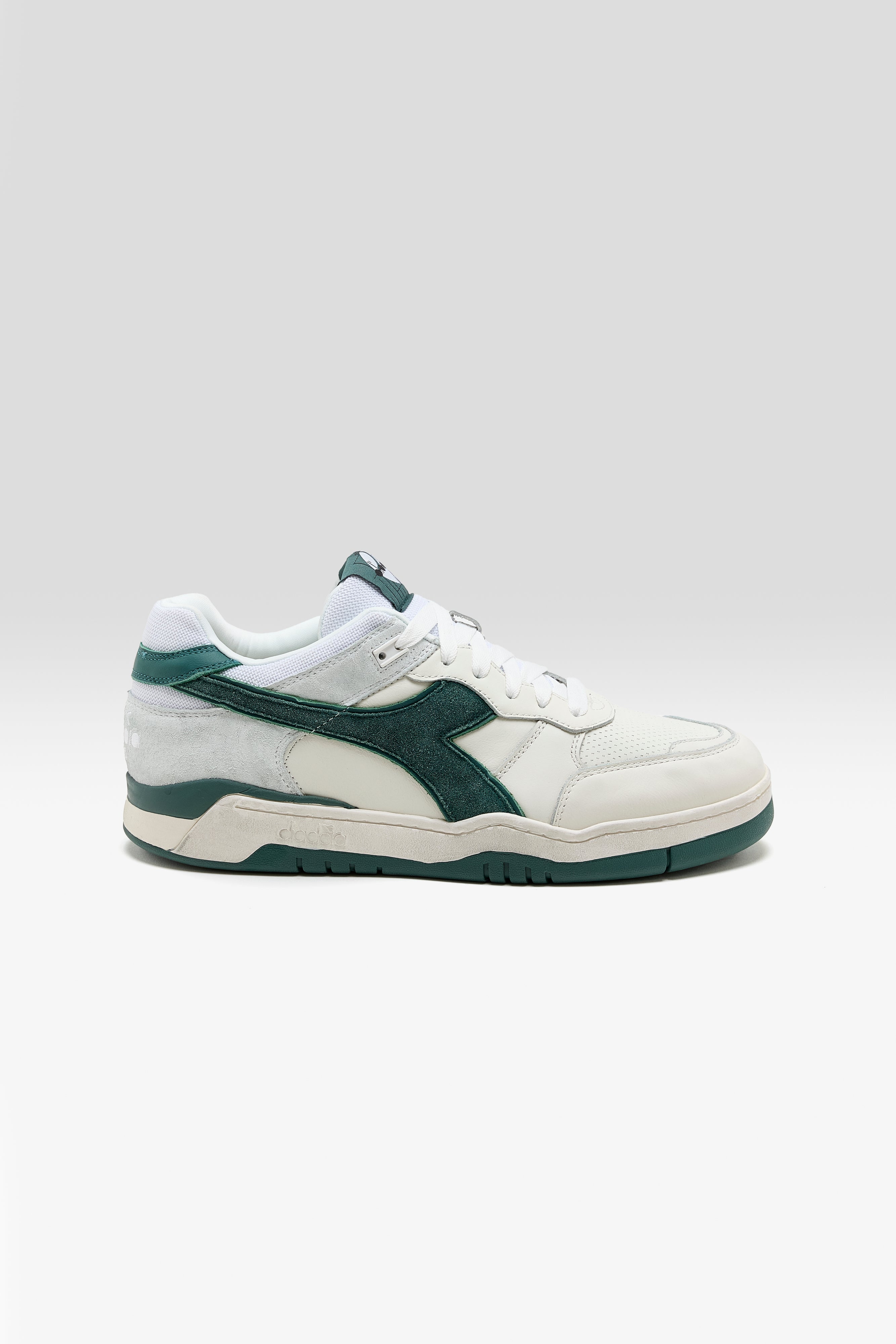 B.560 Used for Men (251 / M / GREEN)