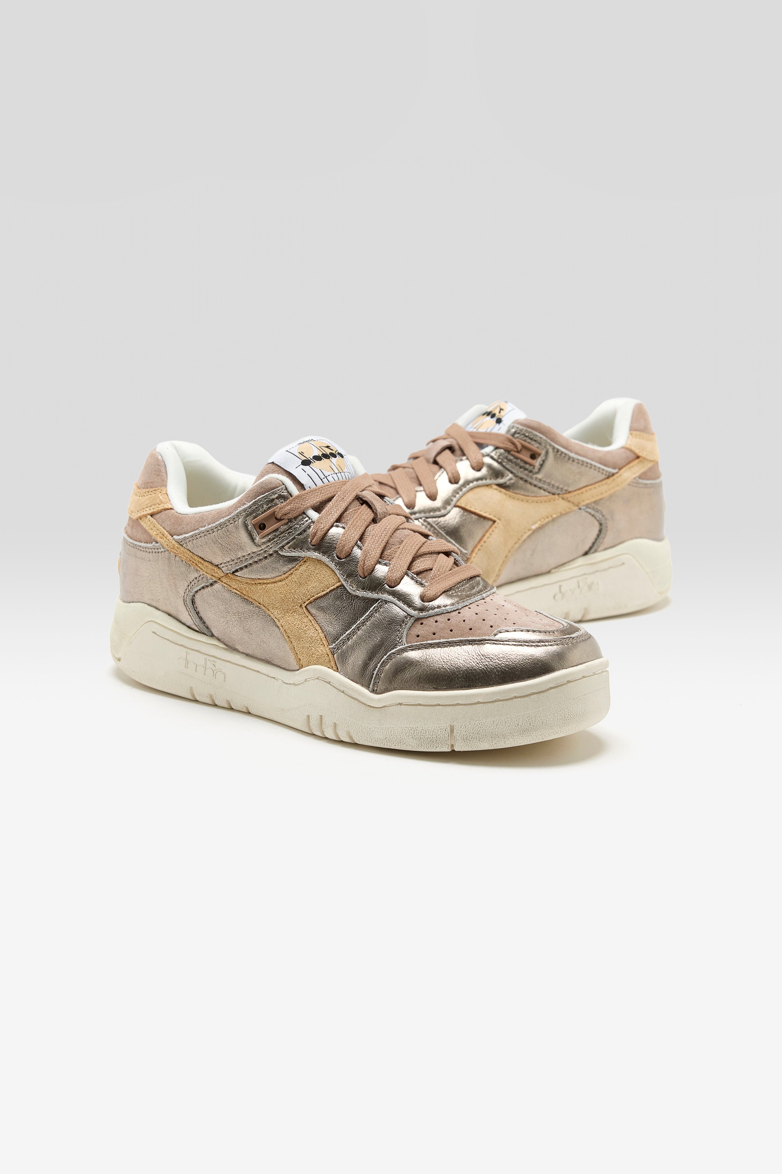 B.560 Metal S Used for Women (252 / W / BROWN)