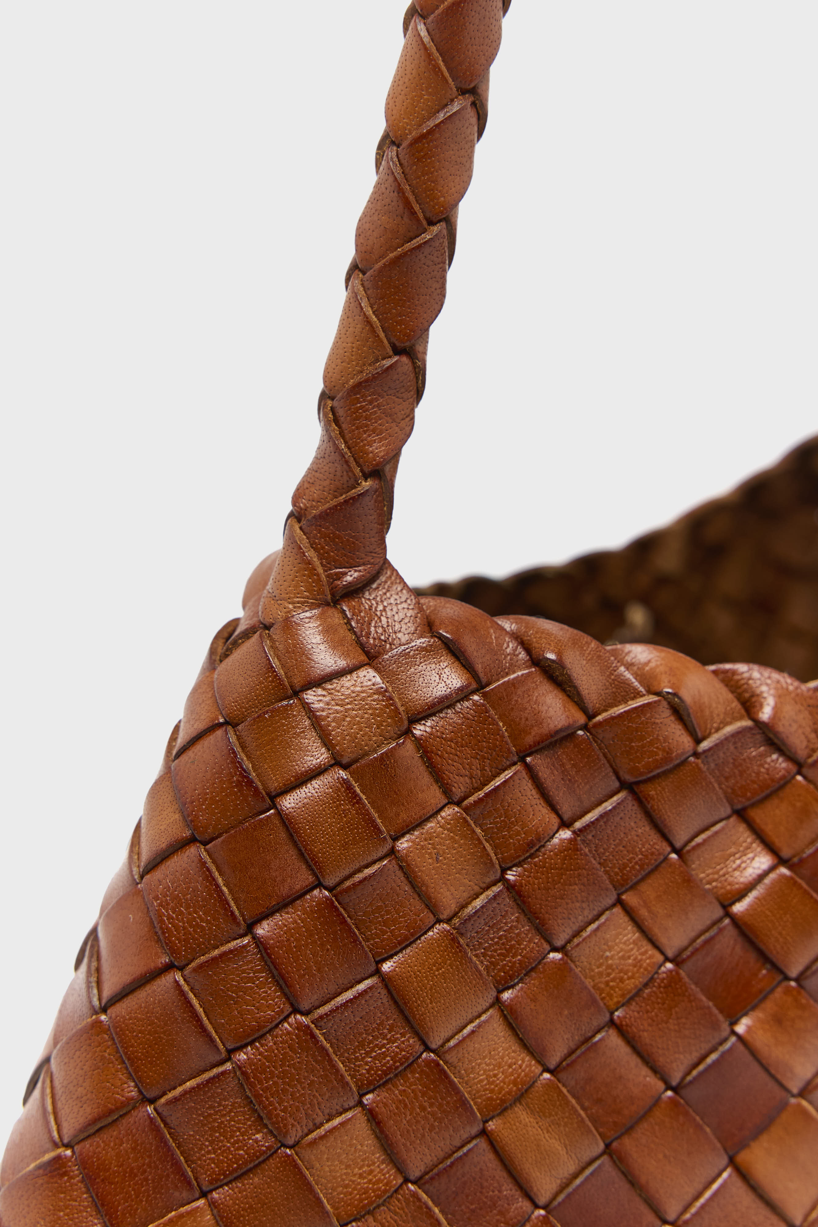 Rosanna Woven Leather Bag (252 / W / TAN)