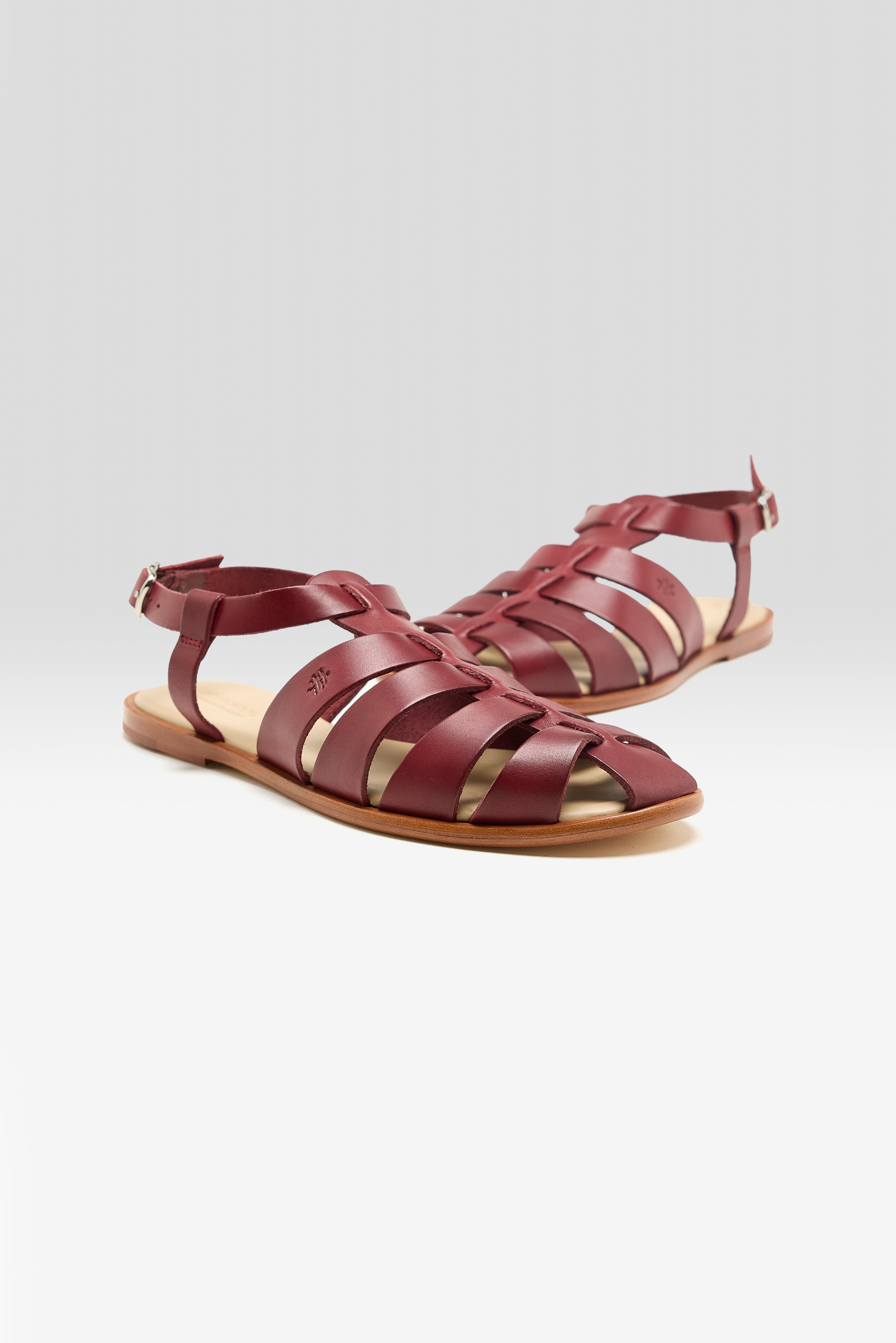 Pescador Leather Sandals (261 / W / BORDEAUX)