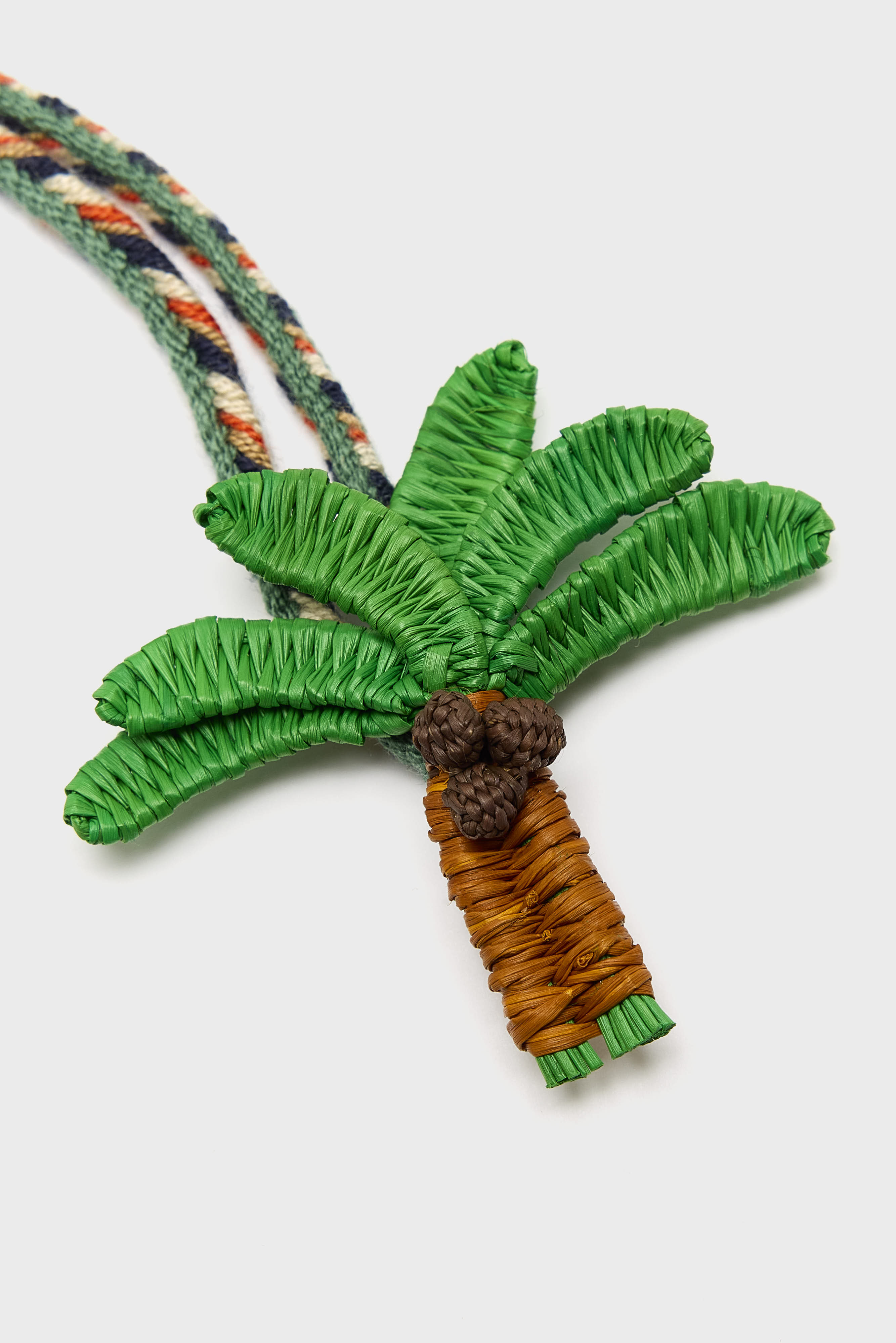 Iraca Palm Tree Charm (261 / W / GREEN)