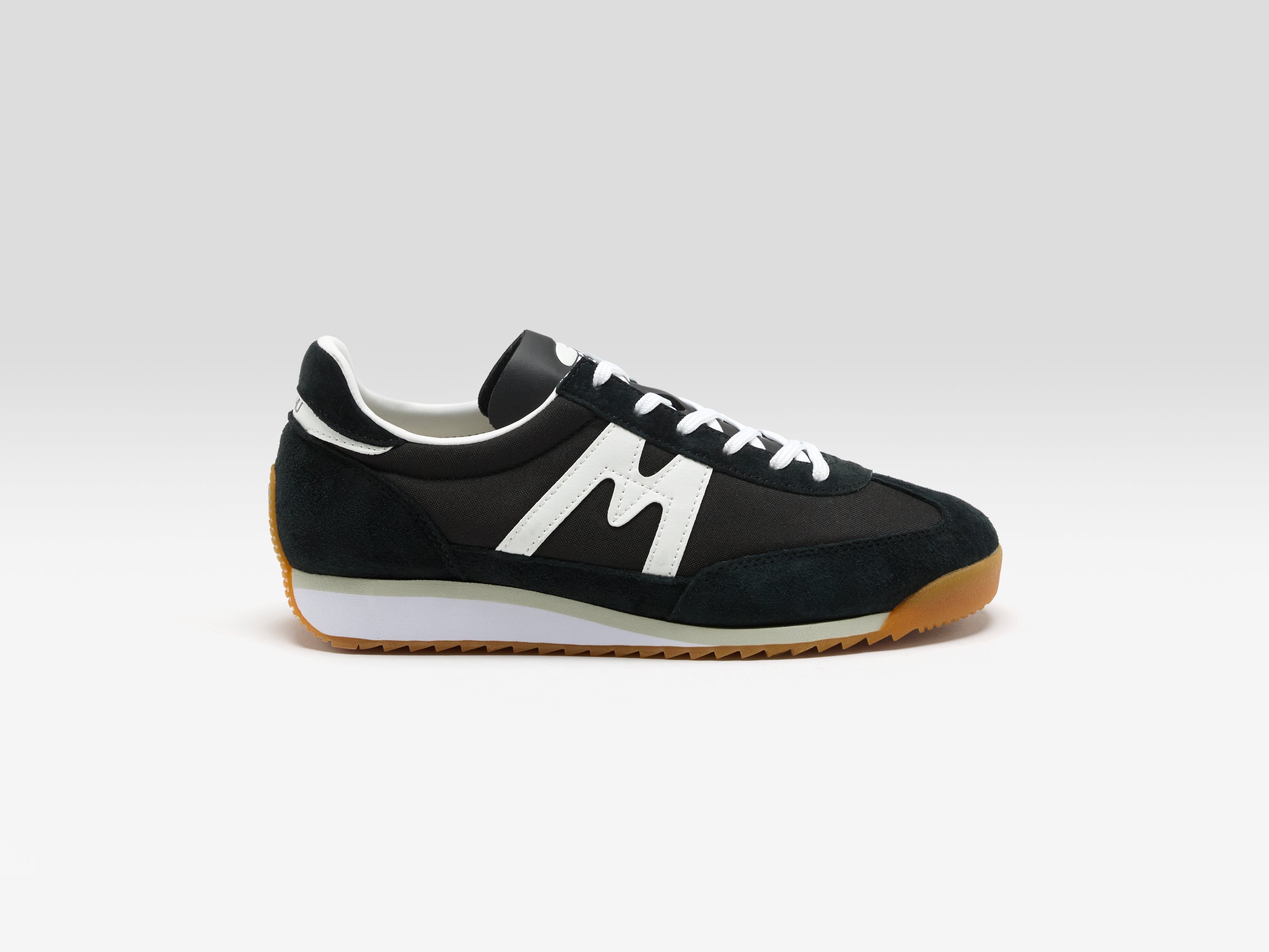 Mestari 76 voor Dames (261 / W / BLACK/WHITE)