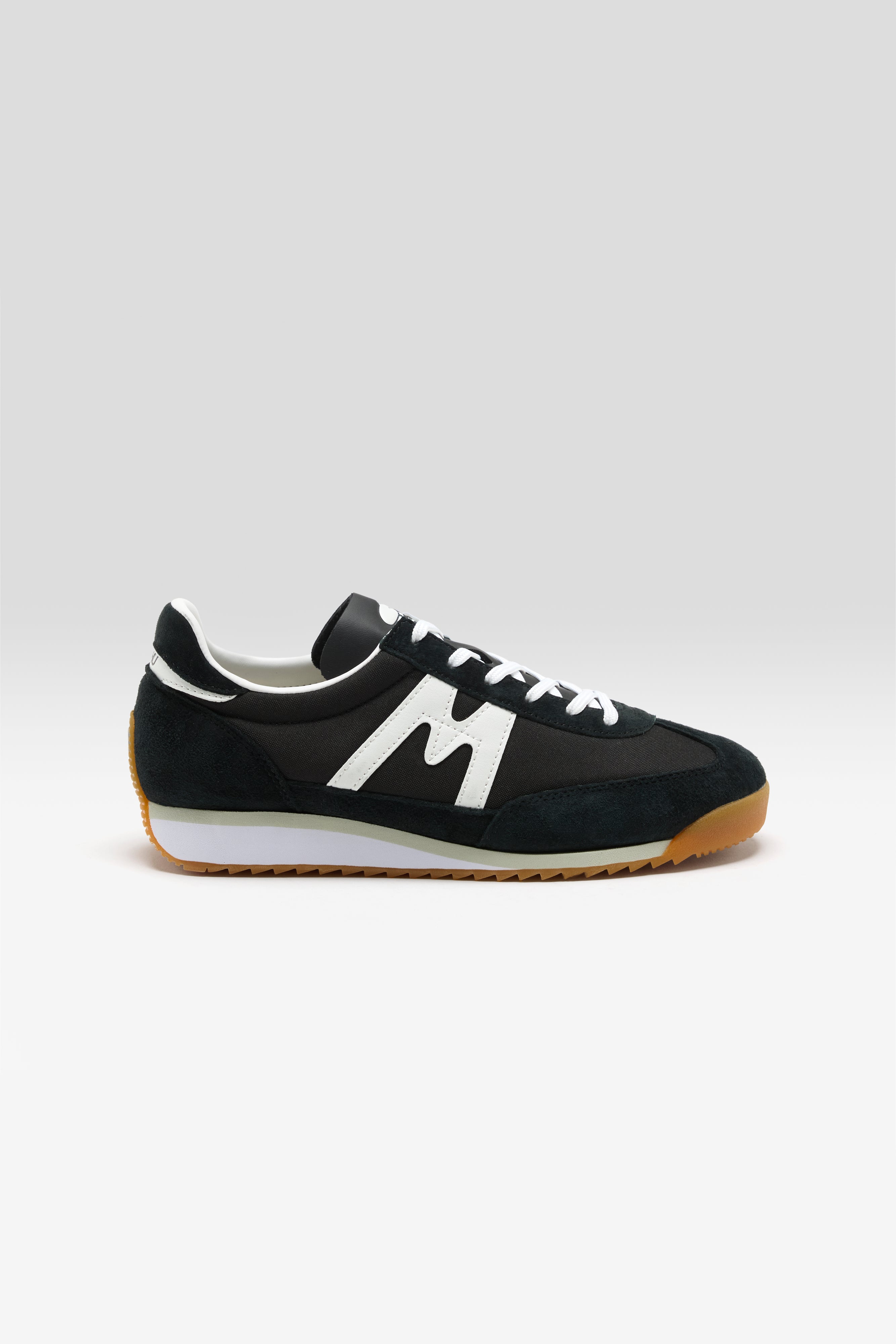 Mestari 76 voor Dames (261 / W / BLACK/WHITE)