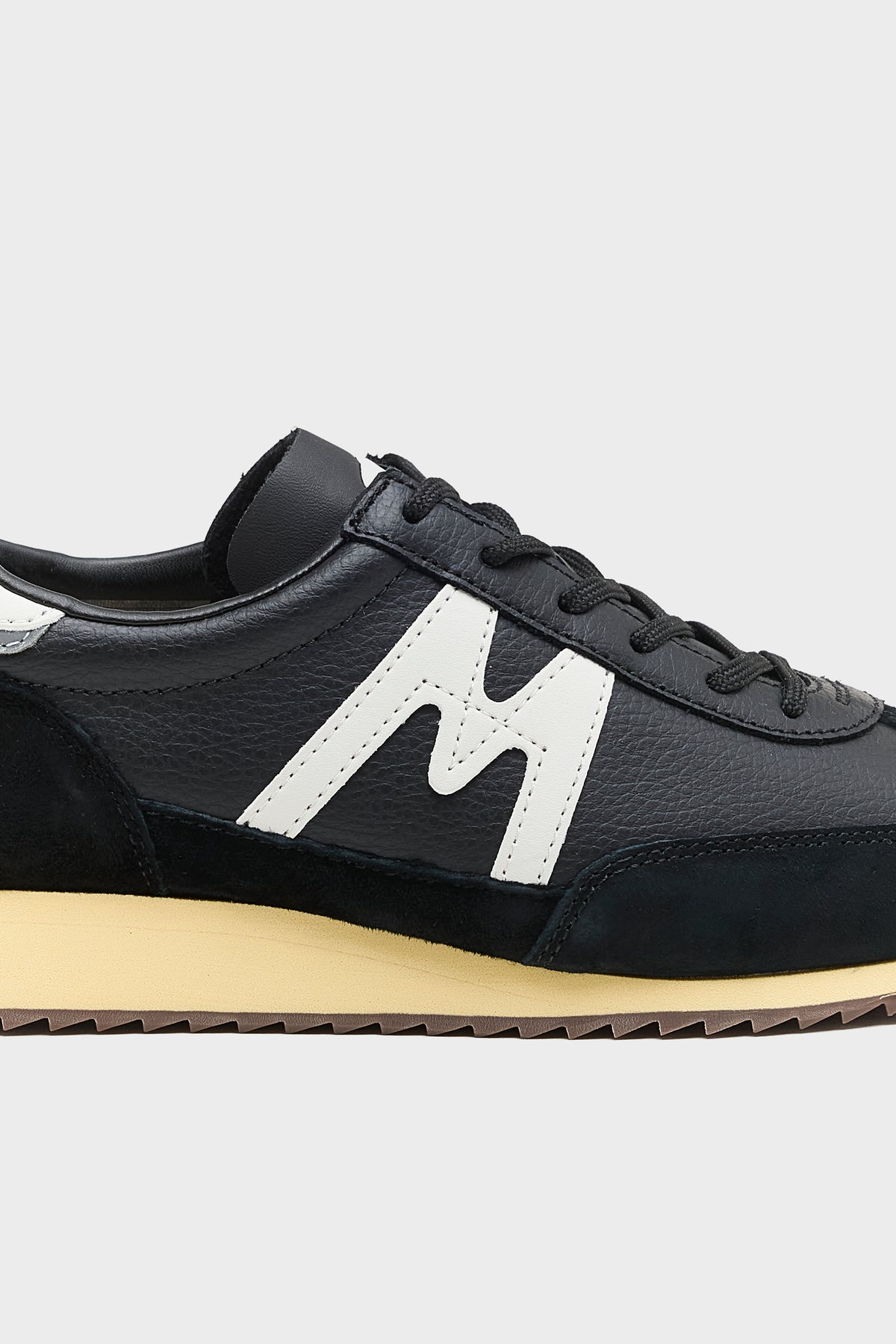 Mestari 76 voor Dames (262 / W / BLACK)
