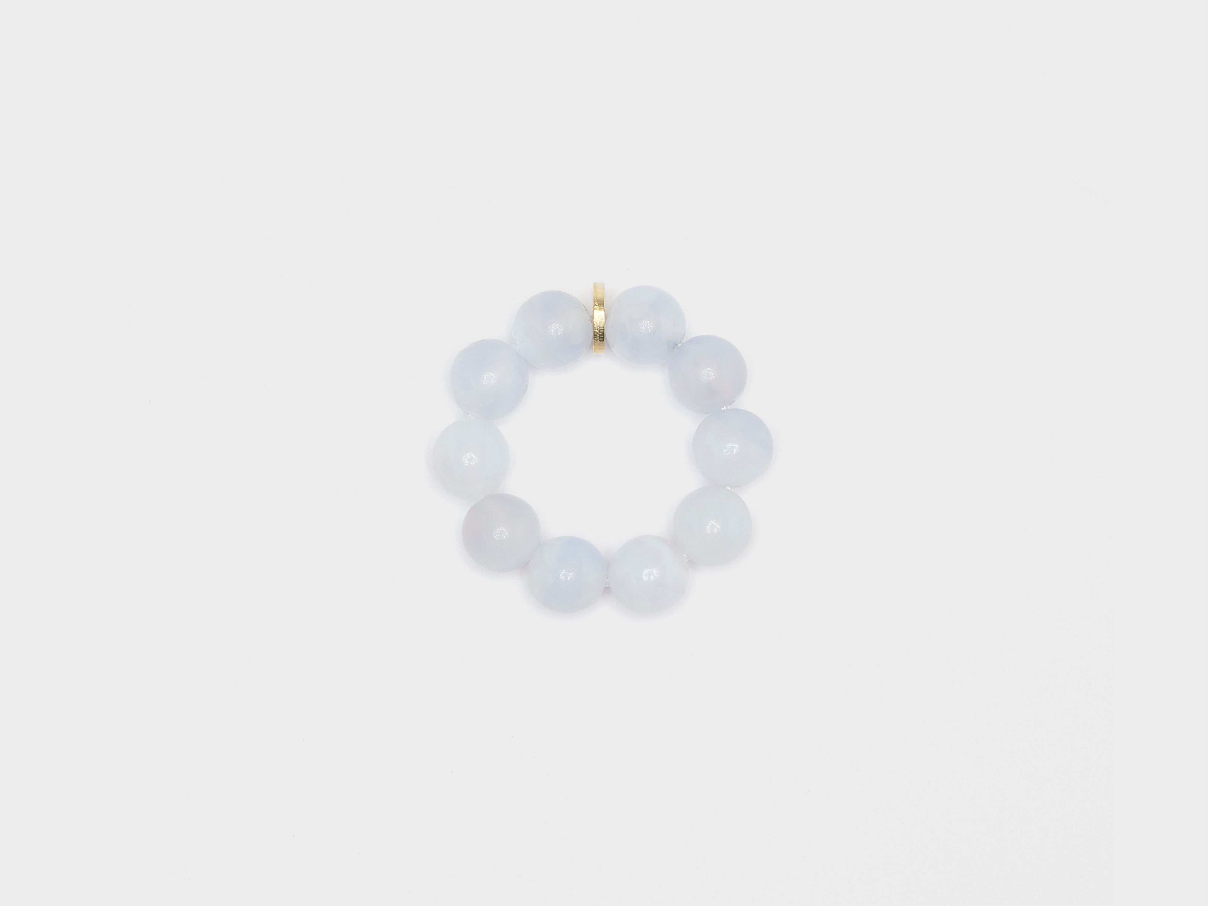 Chalcedony Spheres Ring (252 / W / WHITE)
