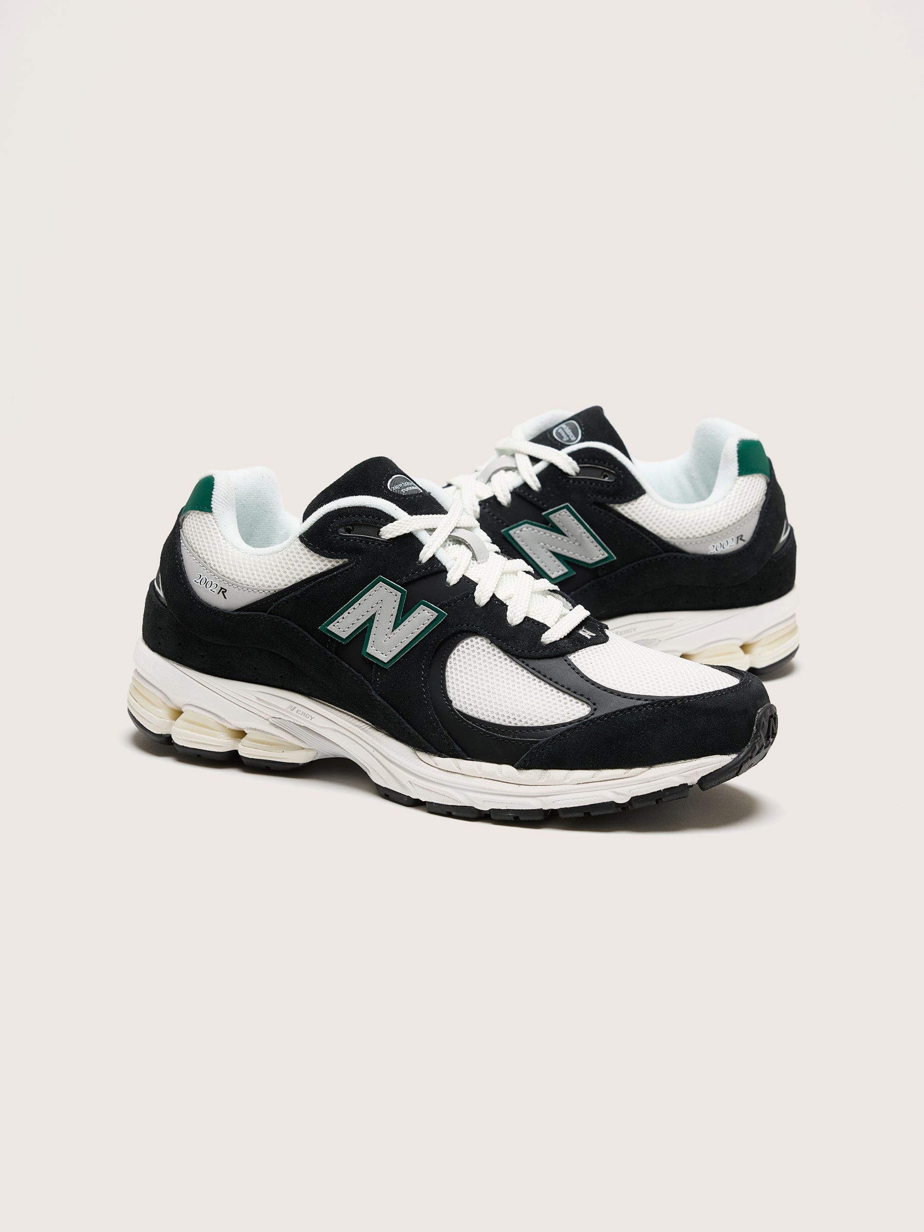 2002R voor heren (242 / M / BLACK)