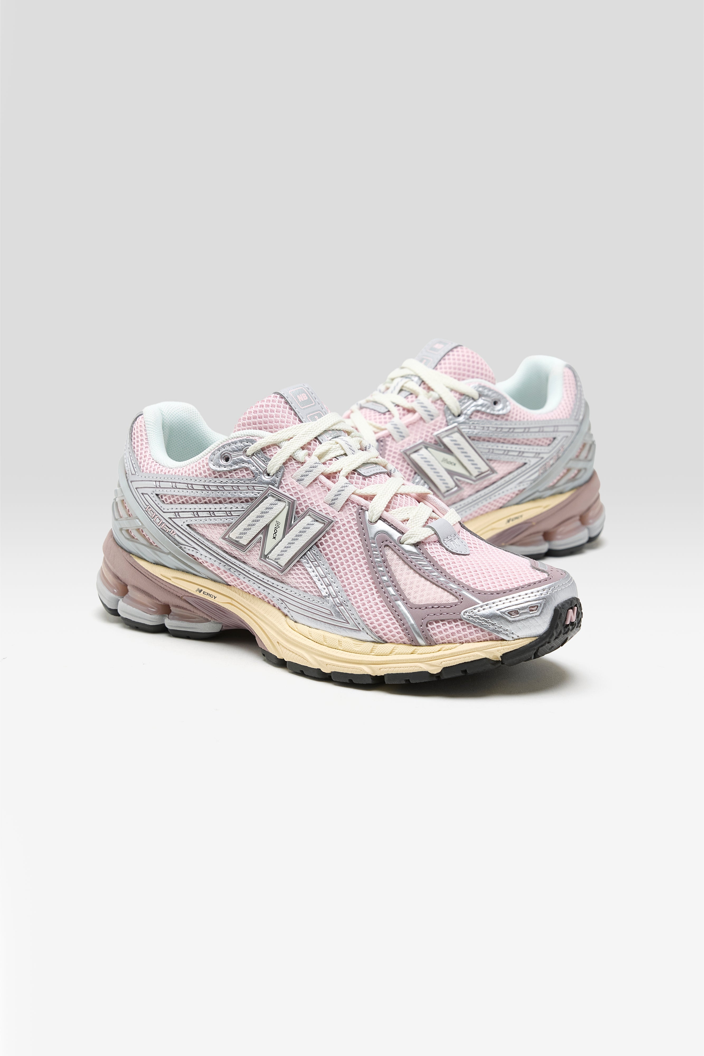 1906R for Women (251 / W / PINK)