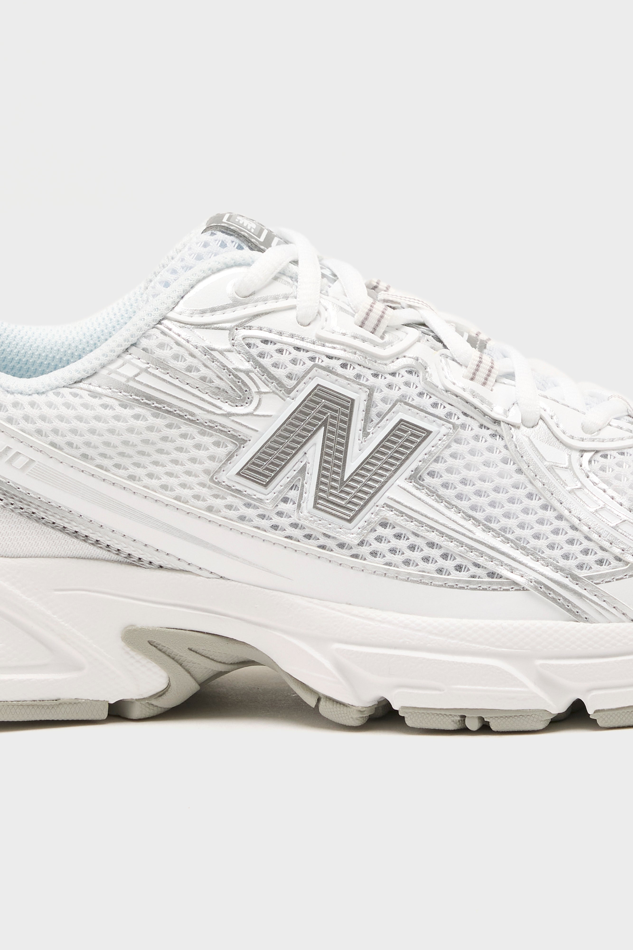 740 for Women (251 / W / WHITE)