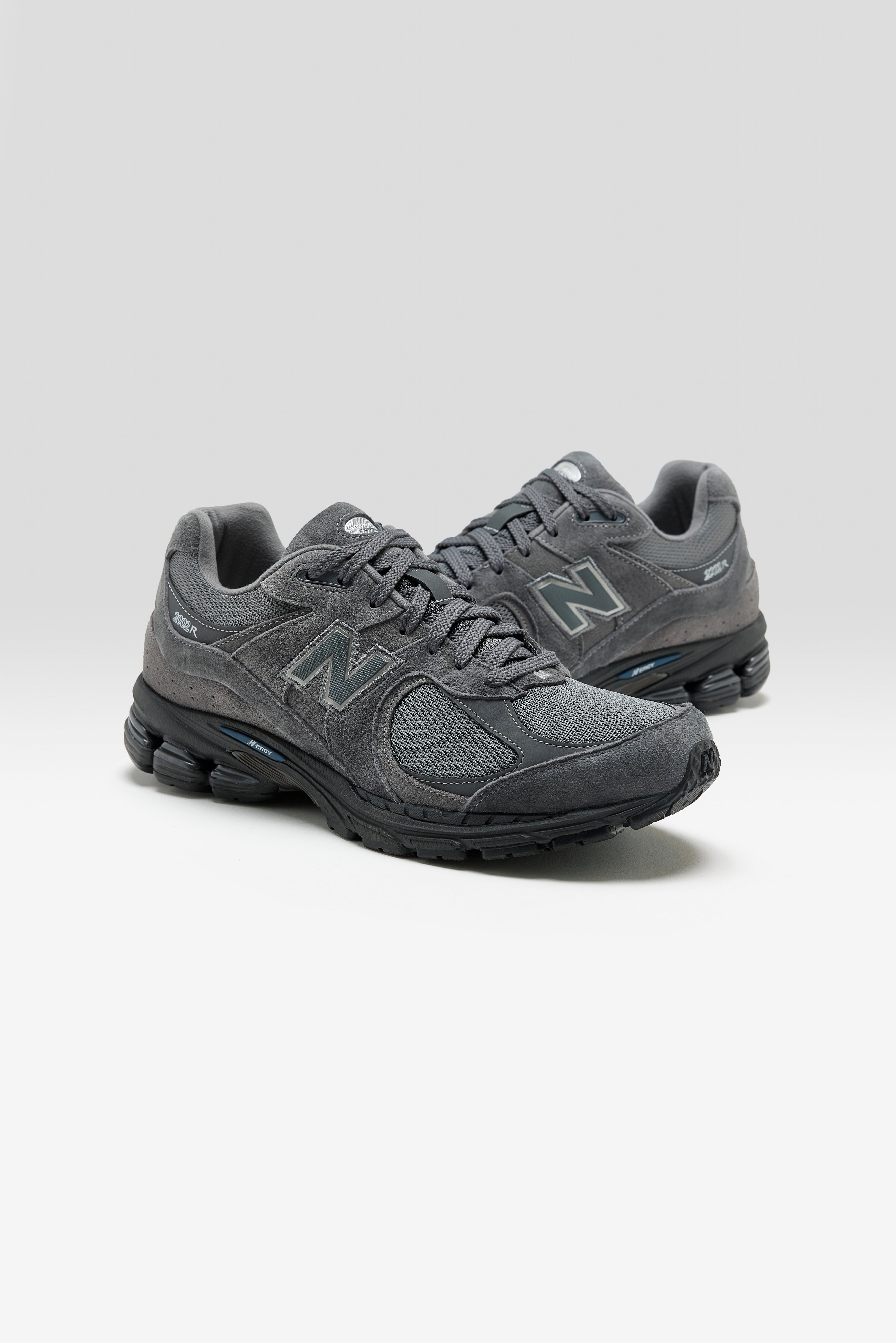 2002R voor heren (252 / M / GREY)