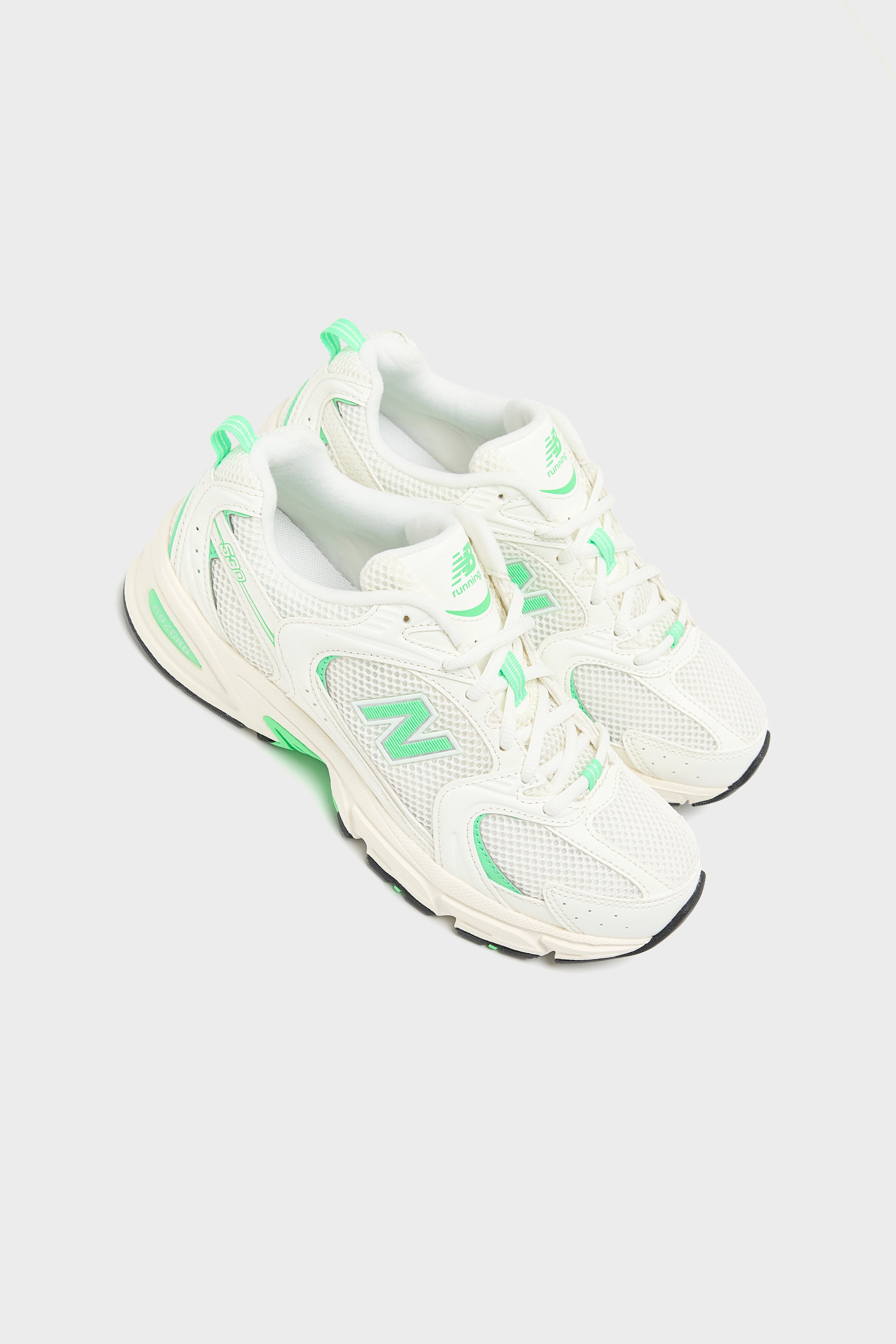 530 for Women (252 / W / GREEN)