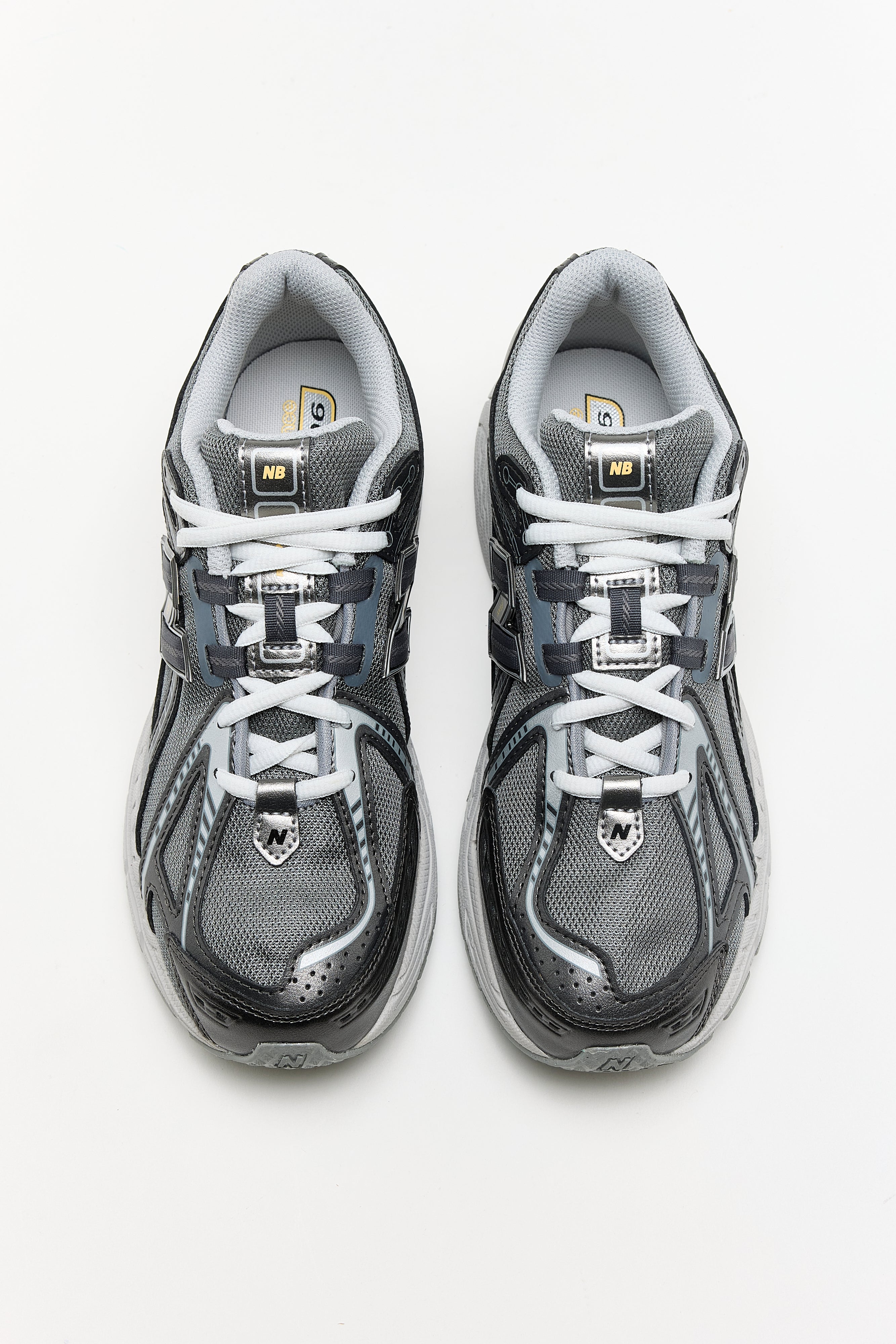 1906 for Juniors (261 / B / SILVER)