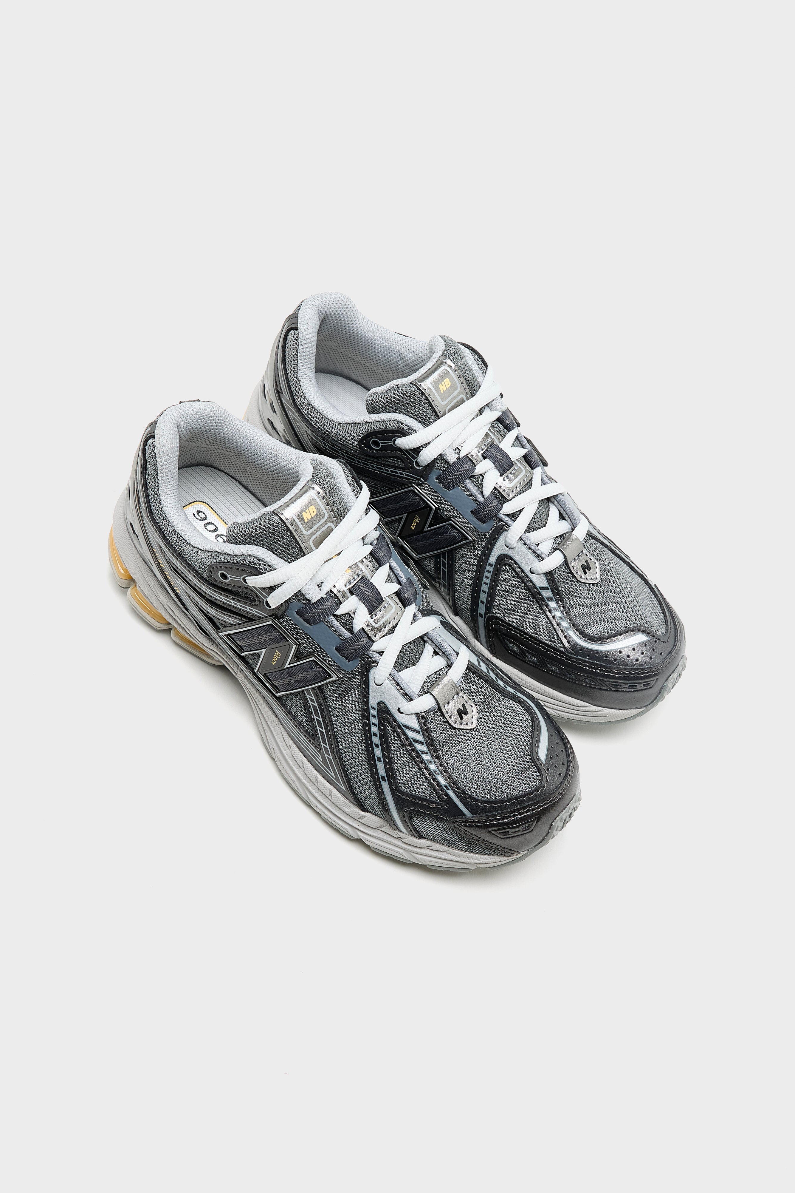 1906 for Juniors (261 / B / SILVER)