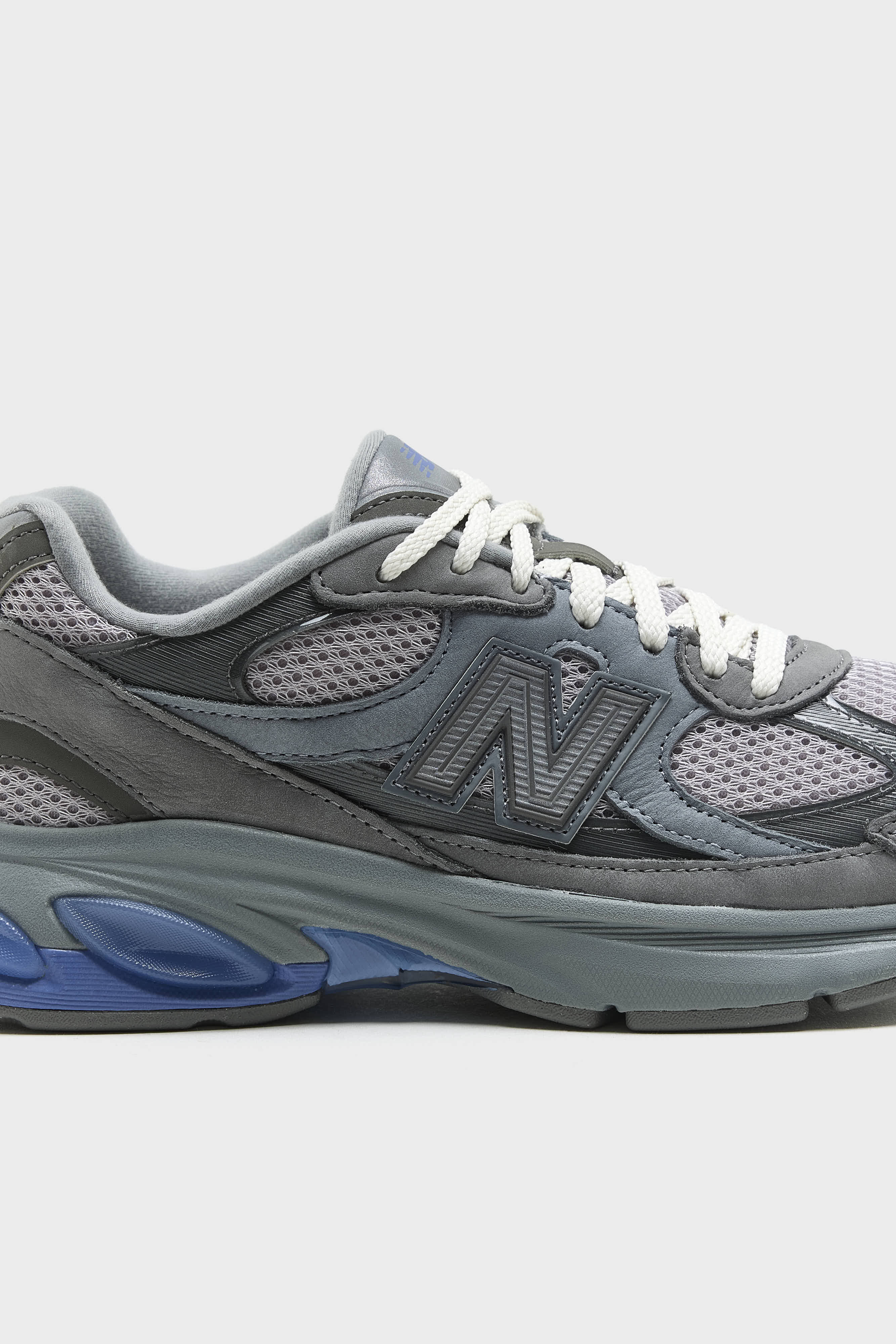 2010 for Women (261 / W / GREY)