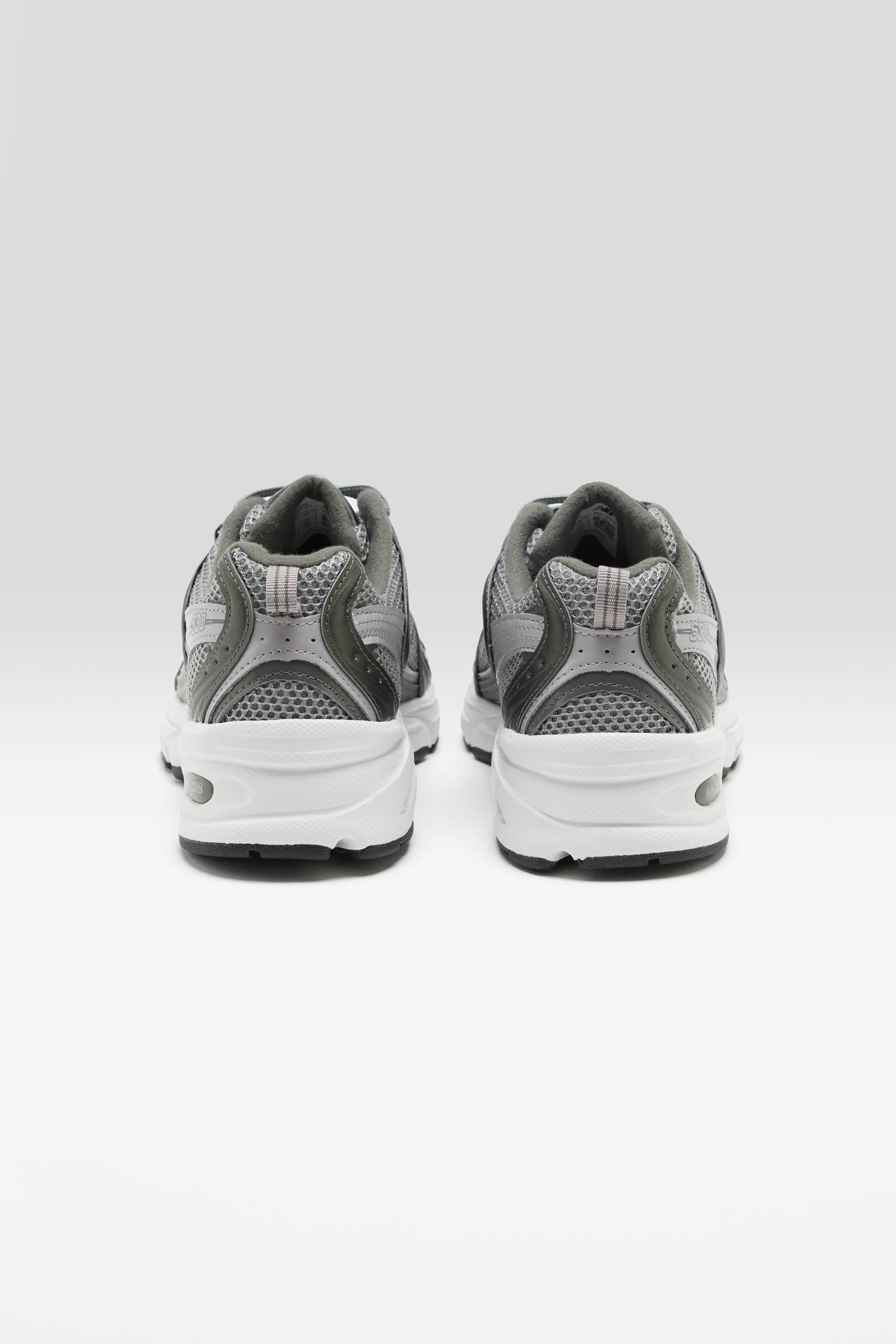 530 for Women (261 / W / GUN METAL)