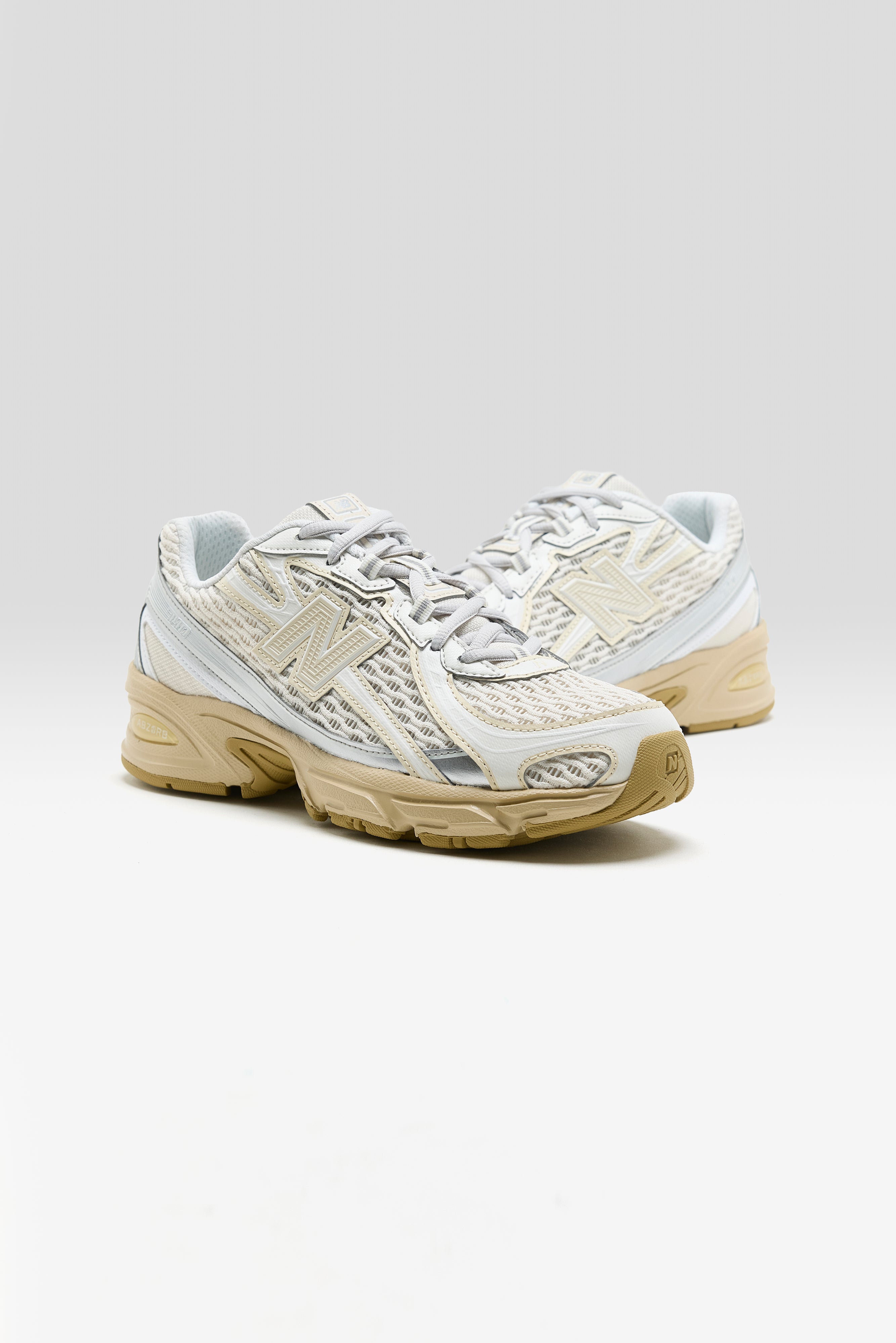 740 for Women (261 / W / OFF WHITE)
