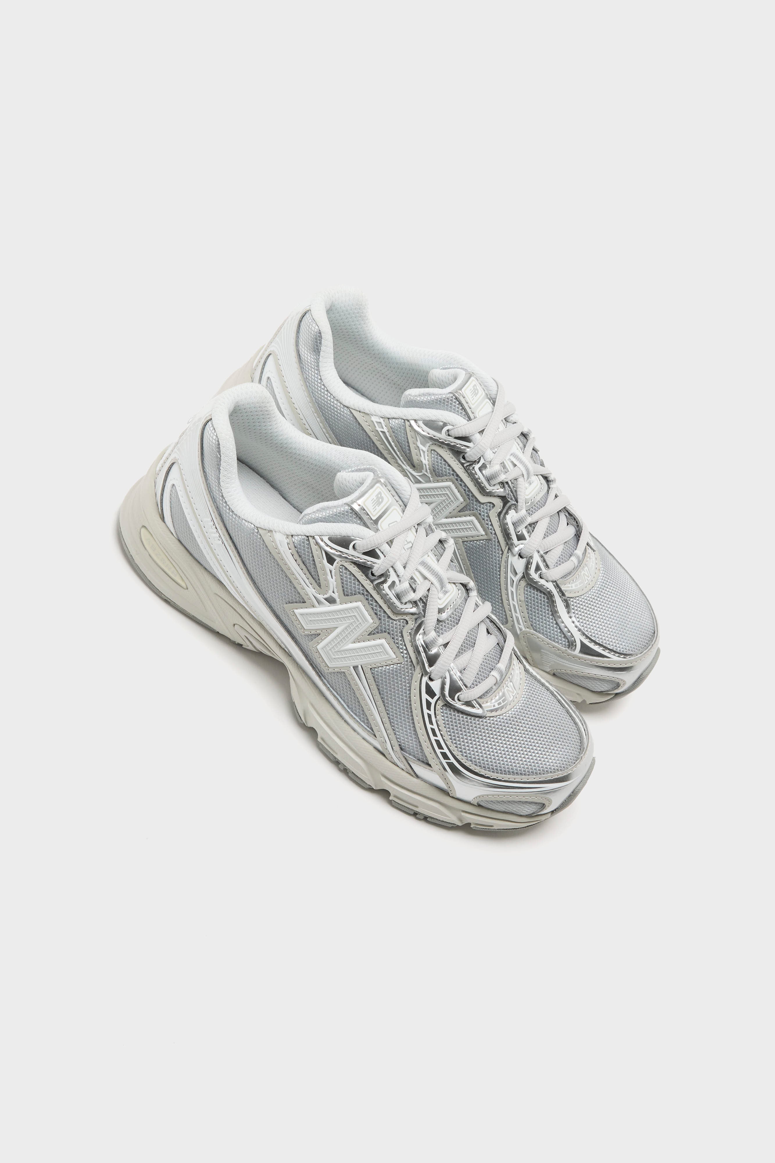 740 pour Femme (261 / W / SILVER)