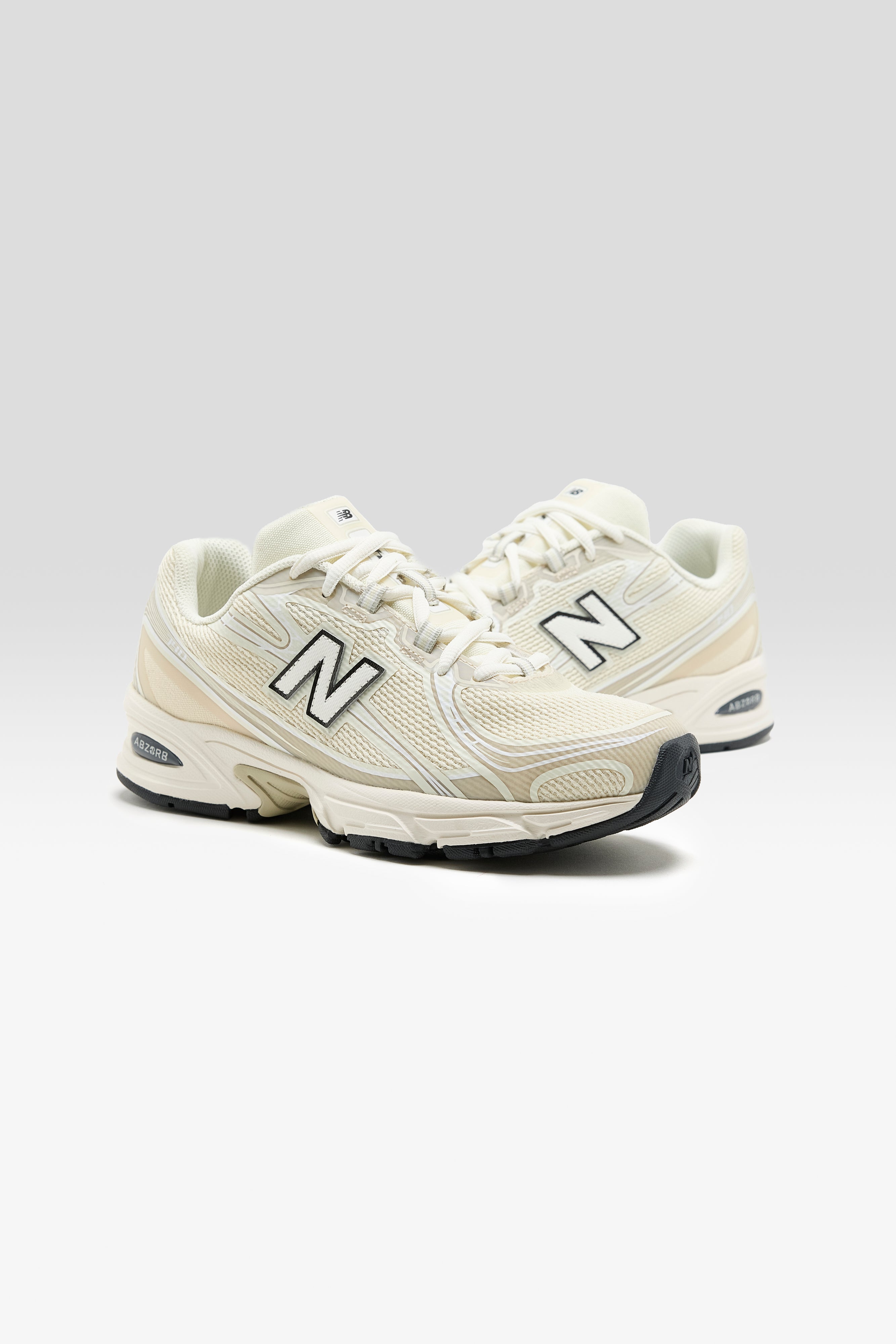 740N for Women (261 / W / OFF WHITE)