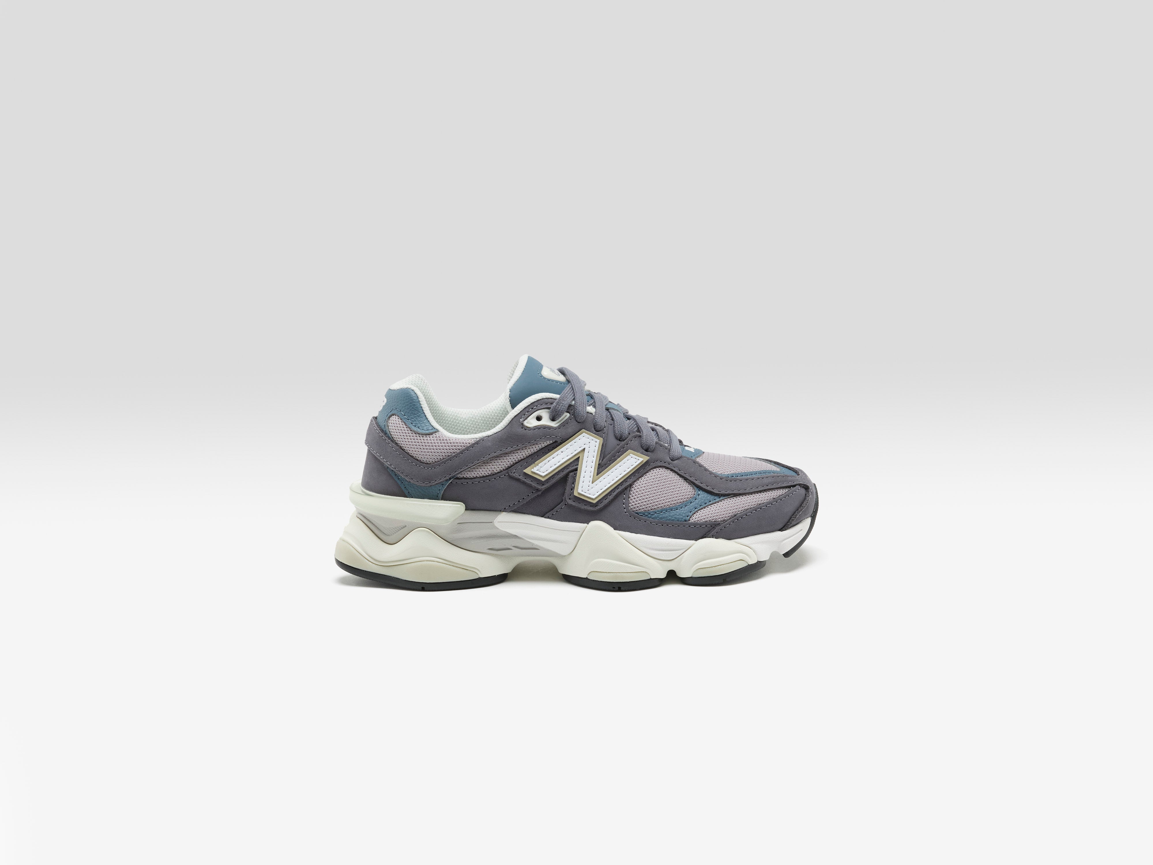 9060 pour Femme (261 / W / NIGHT SHADOW)
