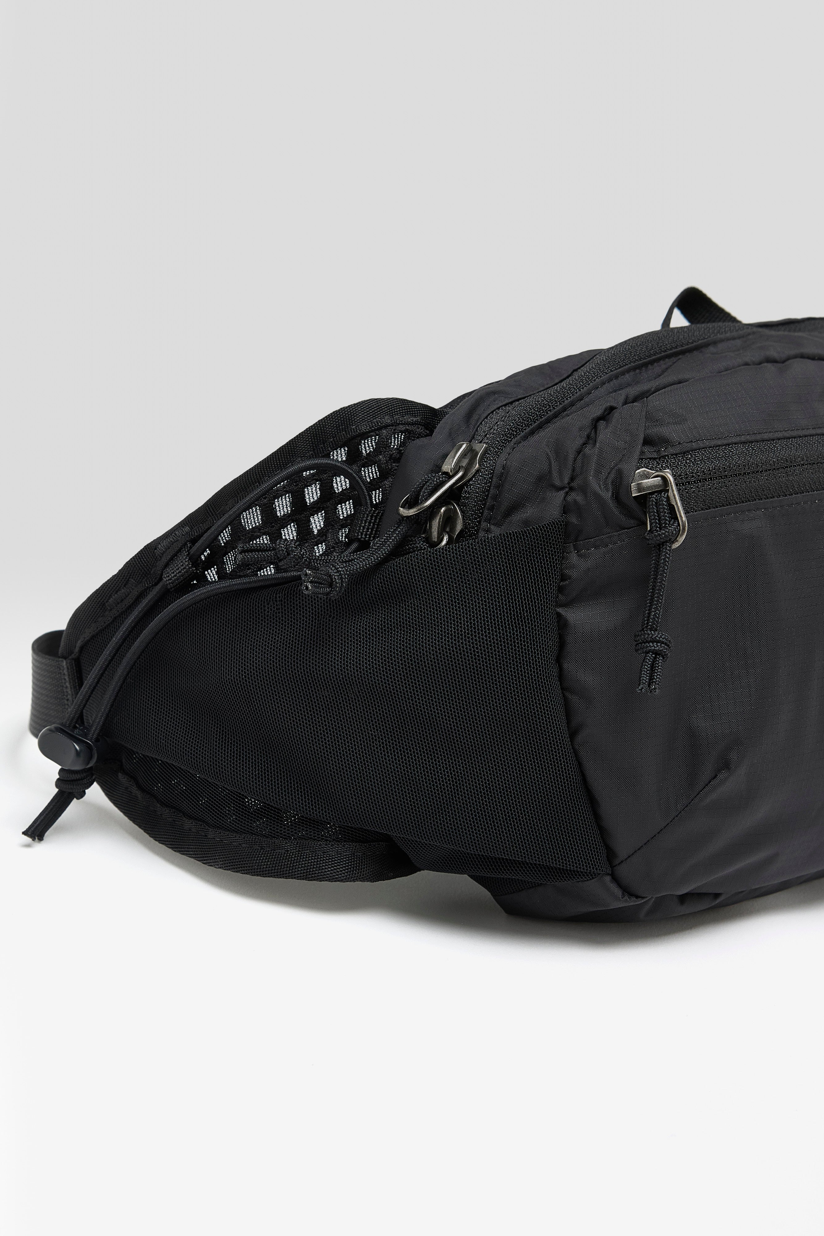 Terravia Hip Pack (252 / W / BLACK)