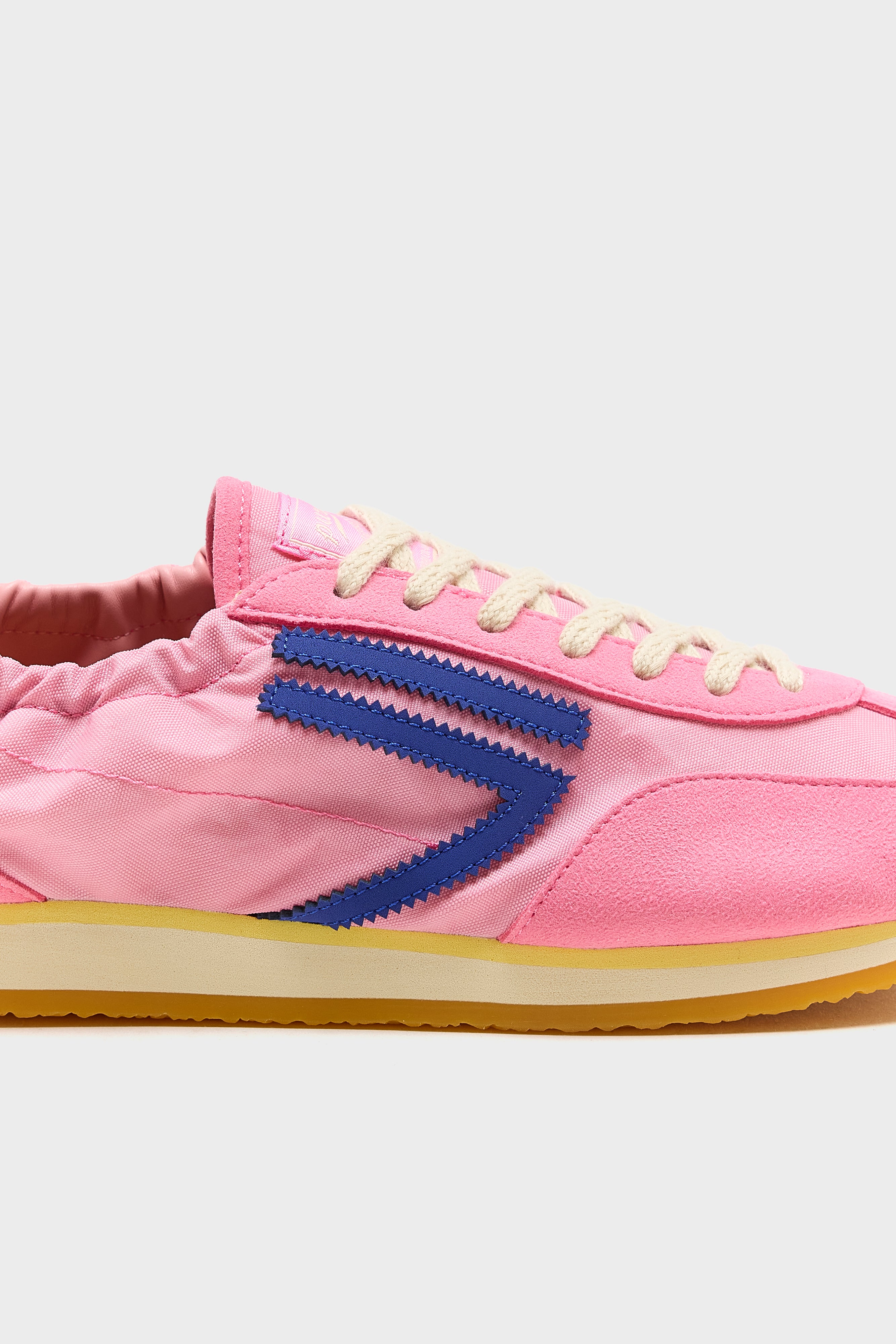 Panther for Women (261 / W / PINK)