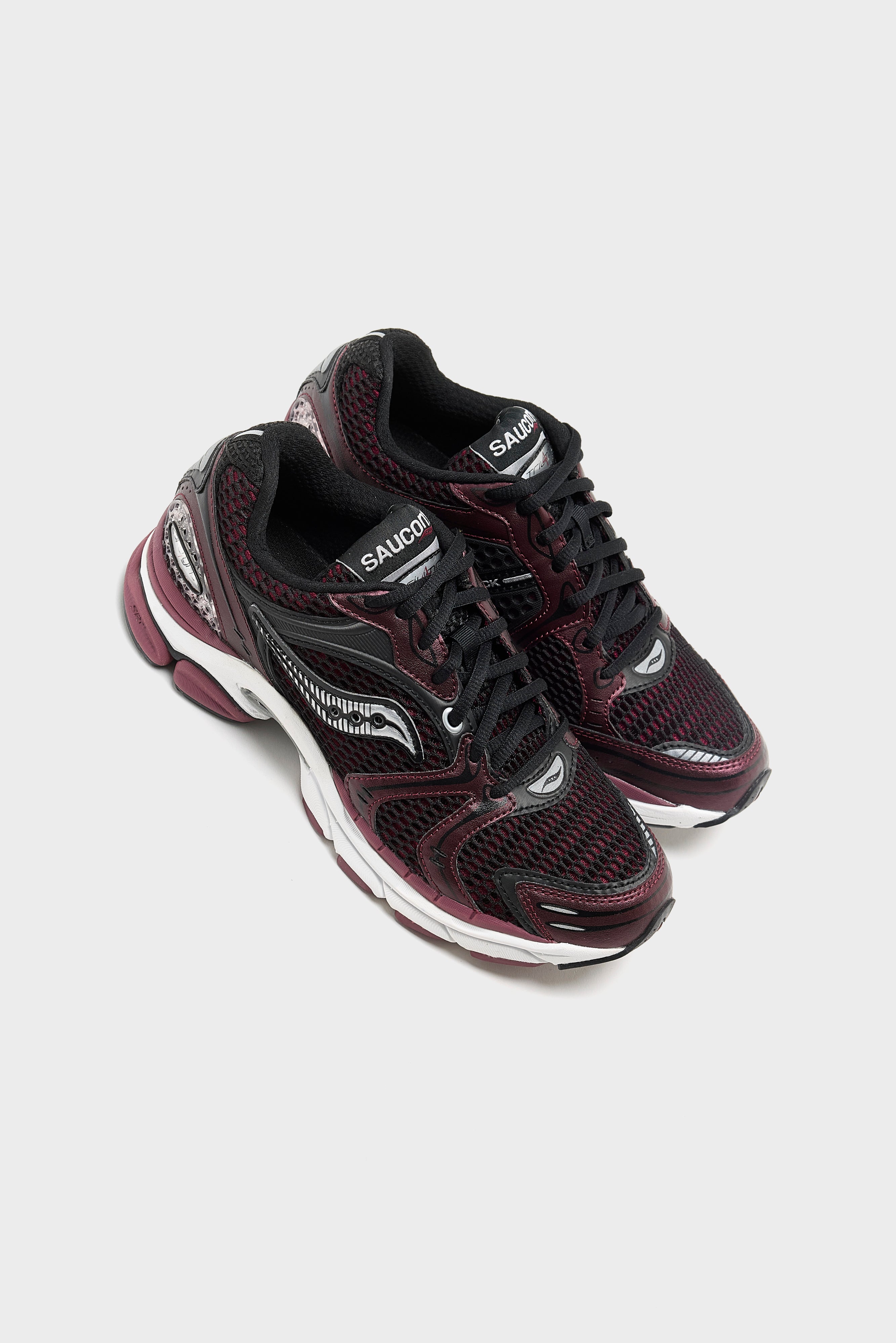 ProGrid Triumph 4 for Women (252 / W / RED)