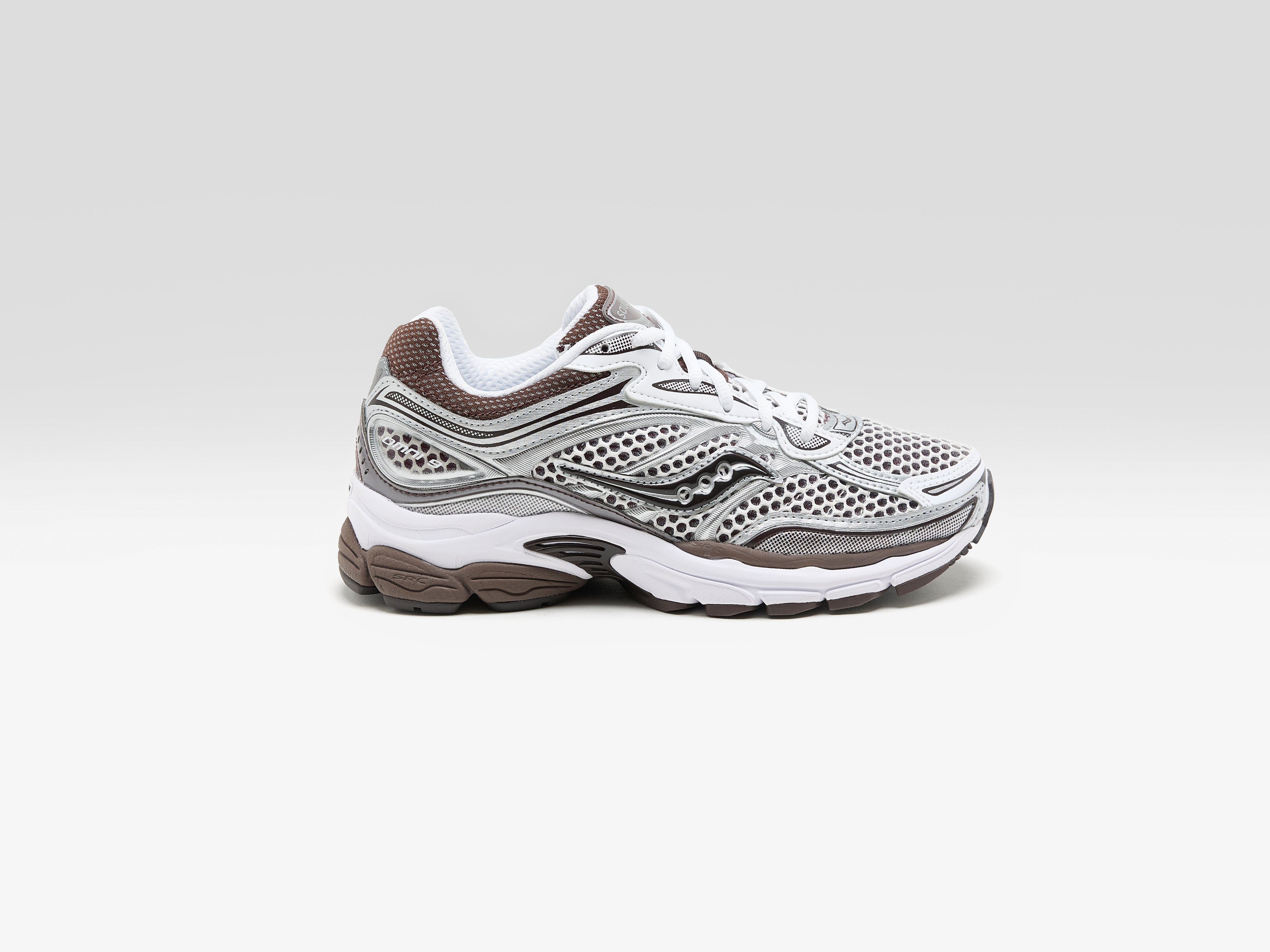 Progrid Omni 9 for Women (261 / W / BROWN)