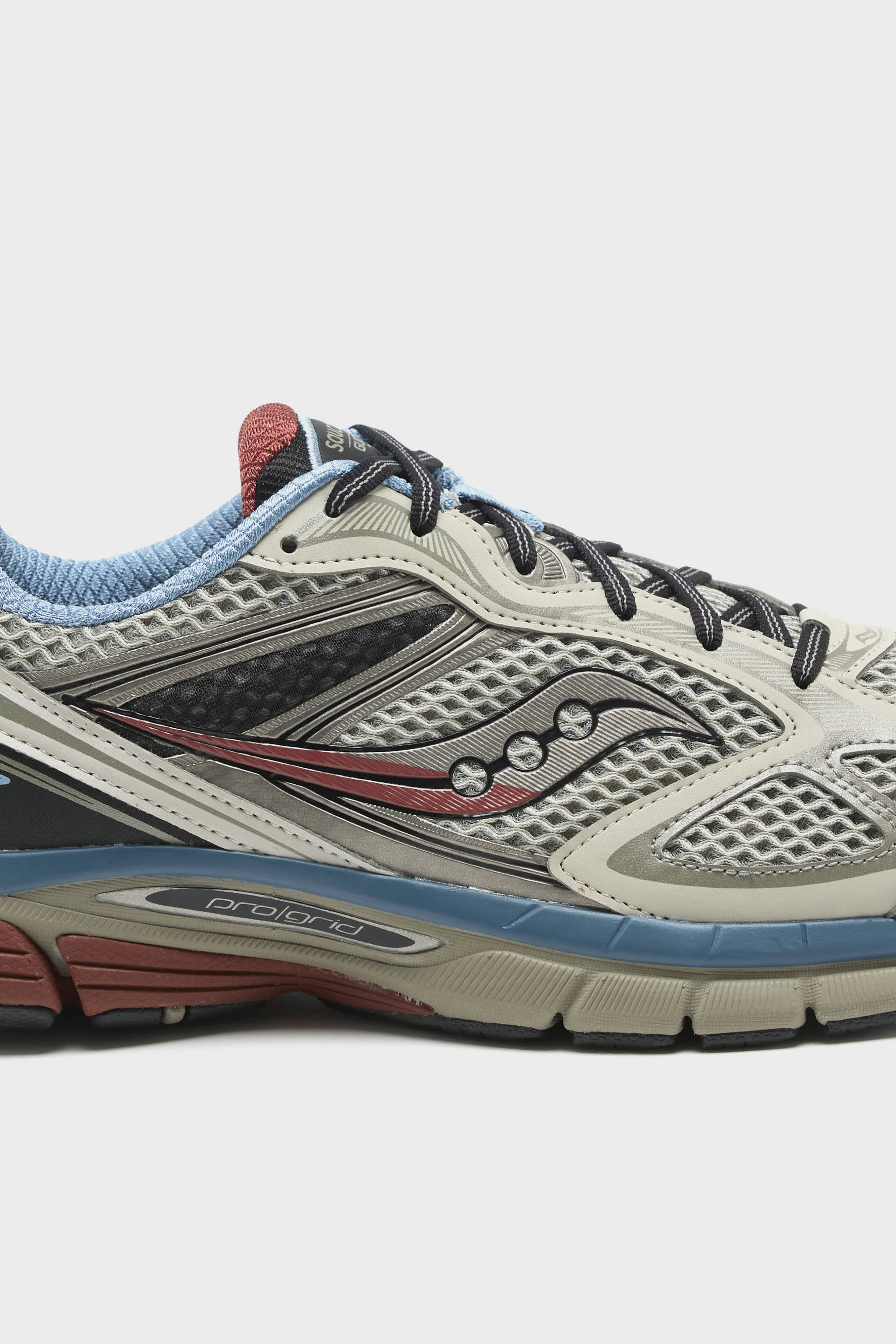 ProGrid Guide 7 Disrupt for Men (261 / M / TAUPE)