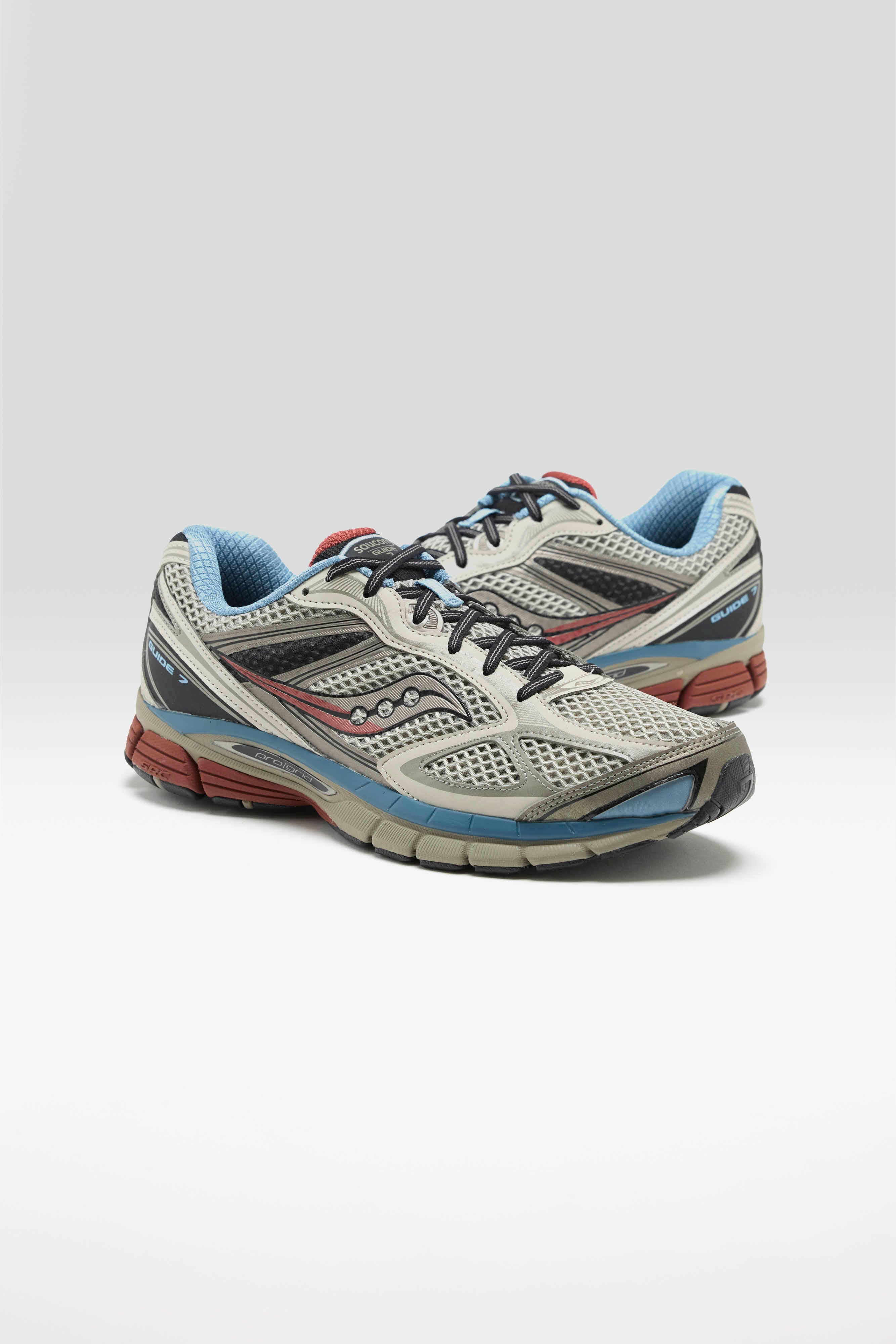 ProGrid Guide 7 Disrupt for Men (261 / M / TAUPE)