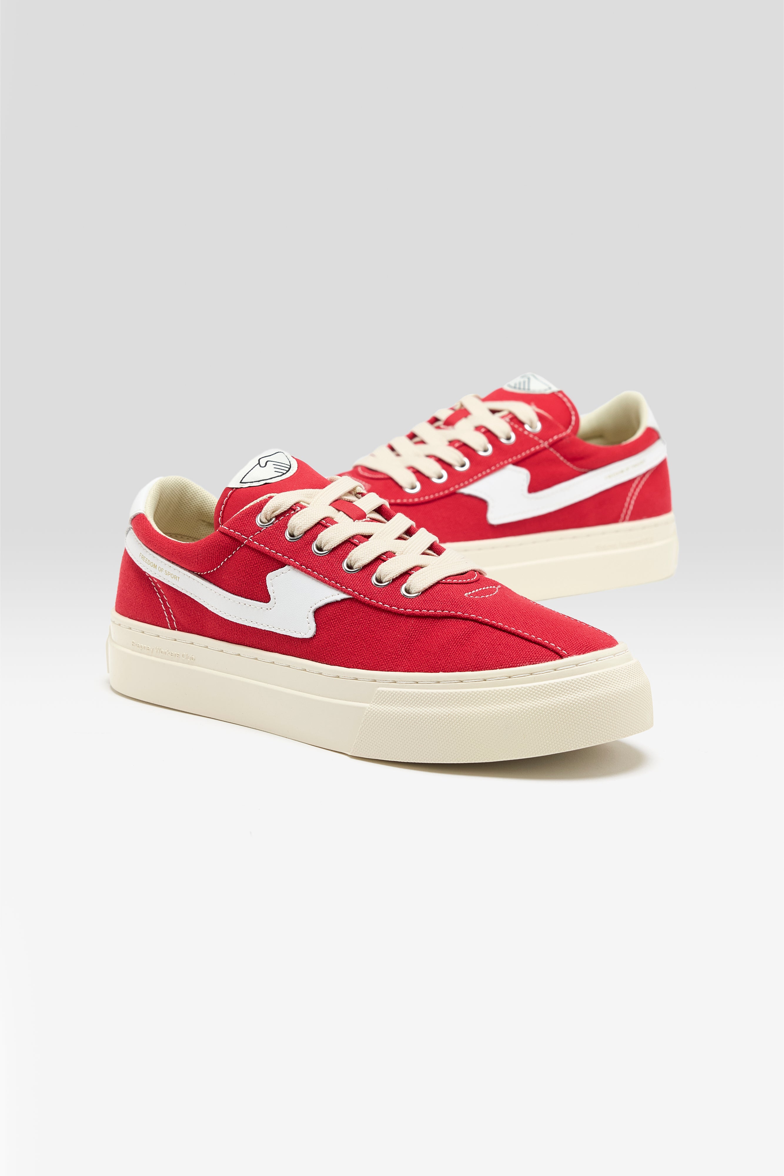 Club Dellow S-Strike Cup for Women (251 / W / RED)