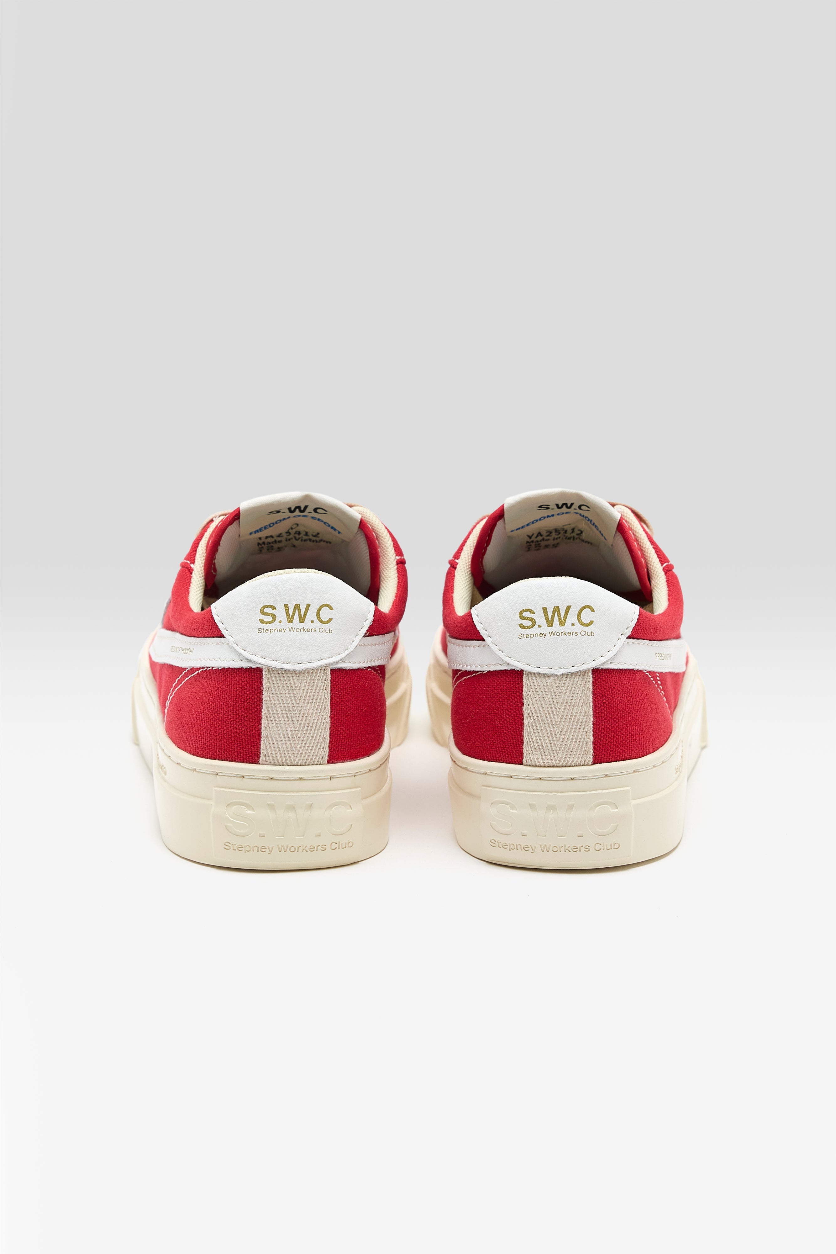 Club Dellow S-Strike Cup for Women (251 / W / RED)