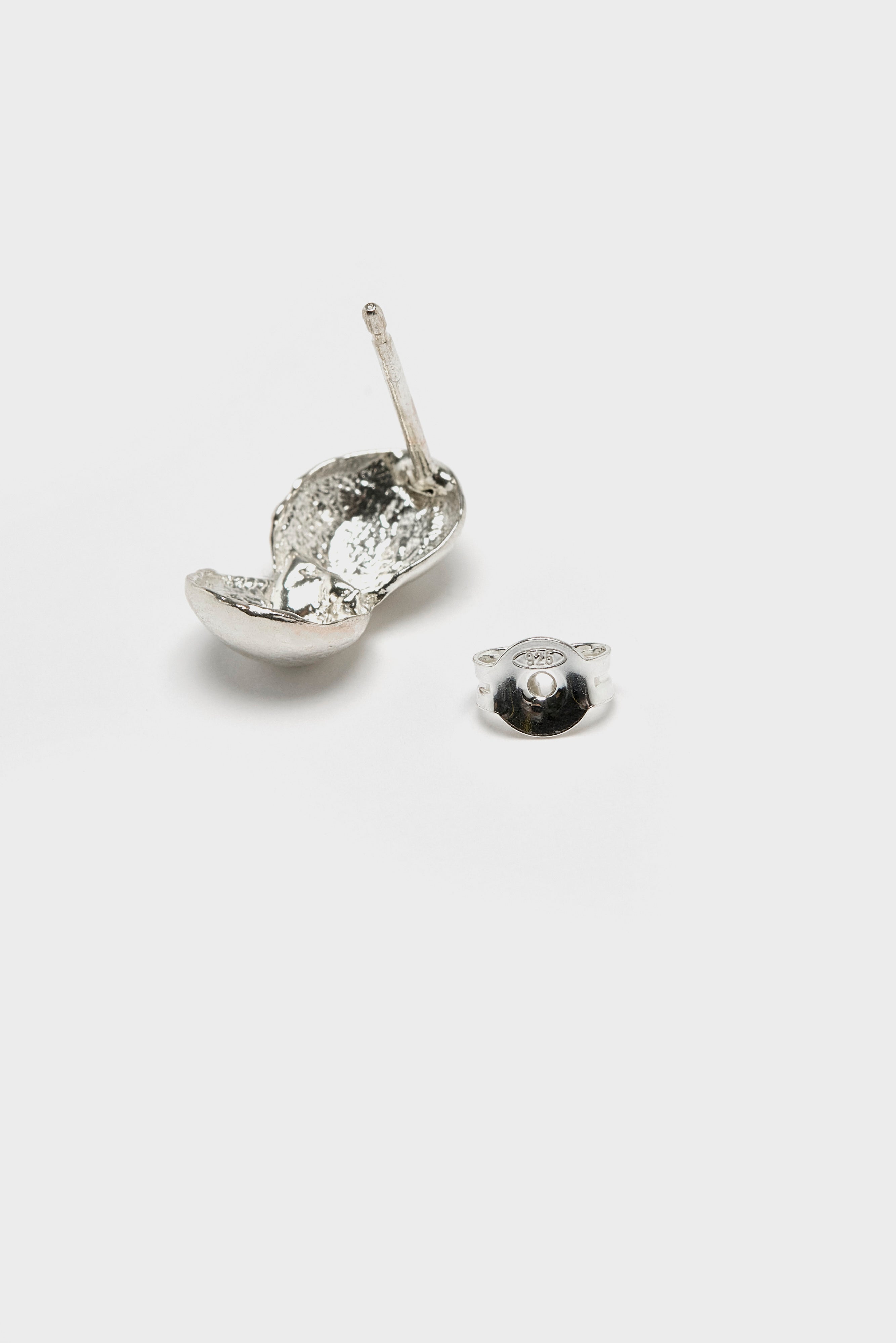 Mini Farlow Stud Earrings (261 / W / SILVER)