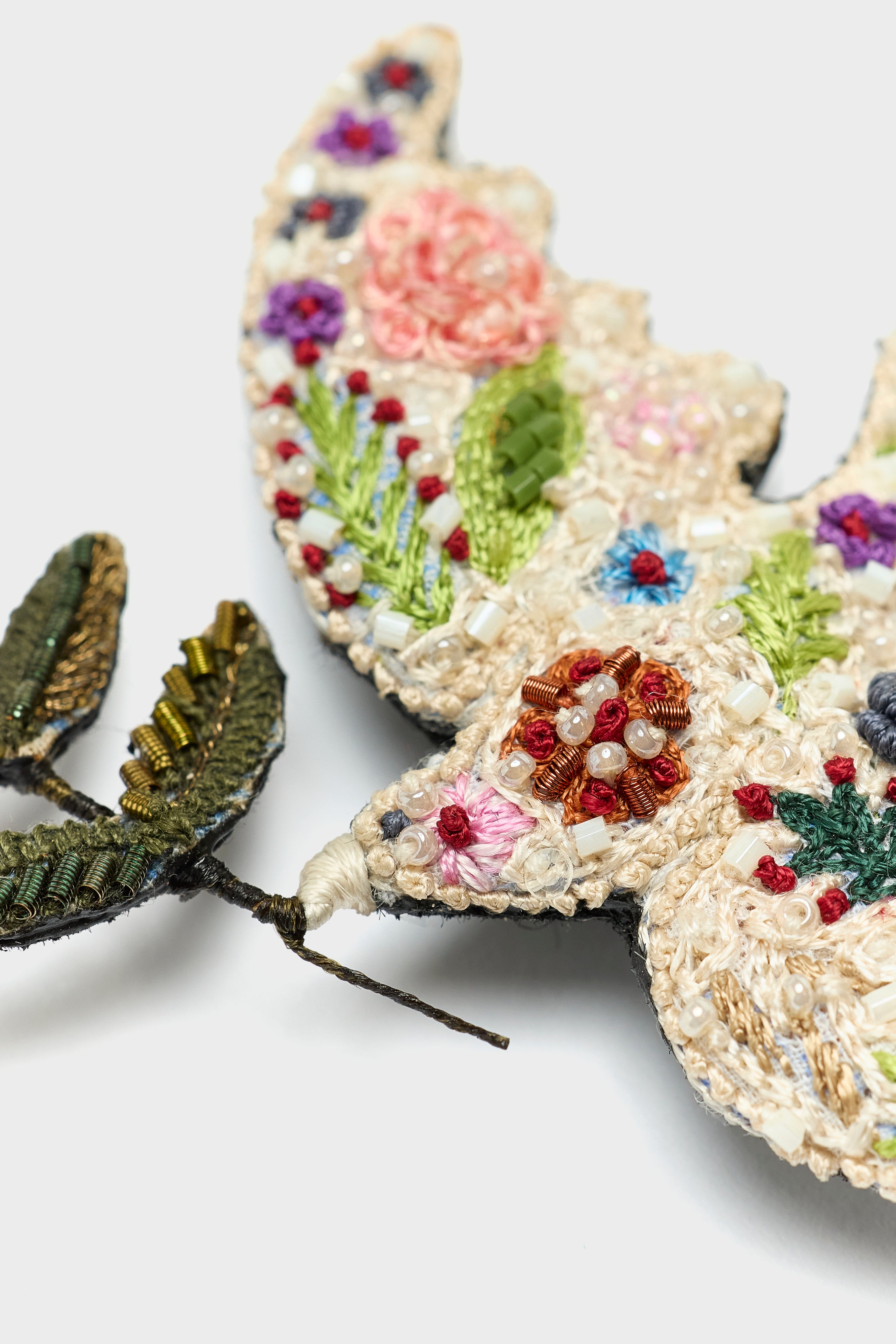 Peace Bird Brooch (251 / W / WHITE)